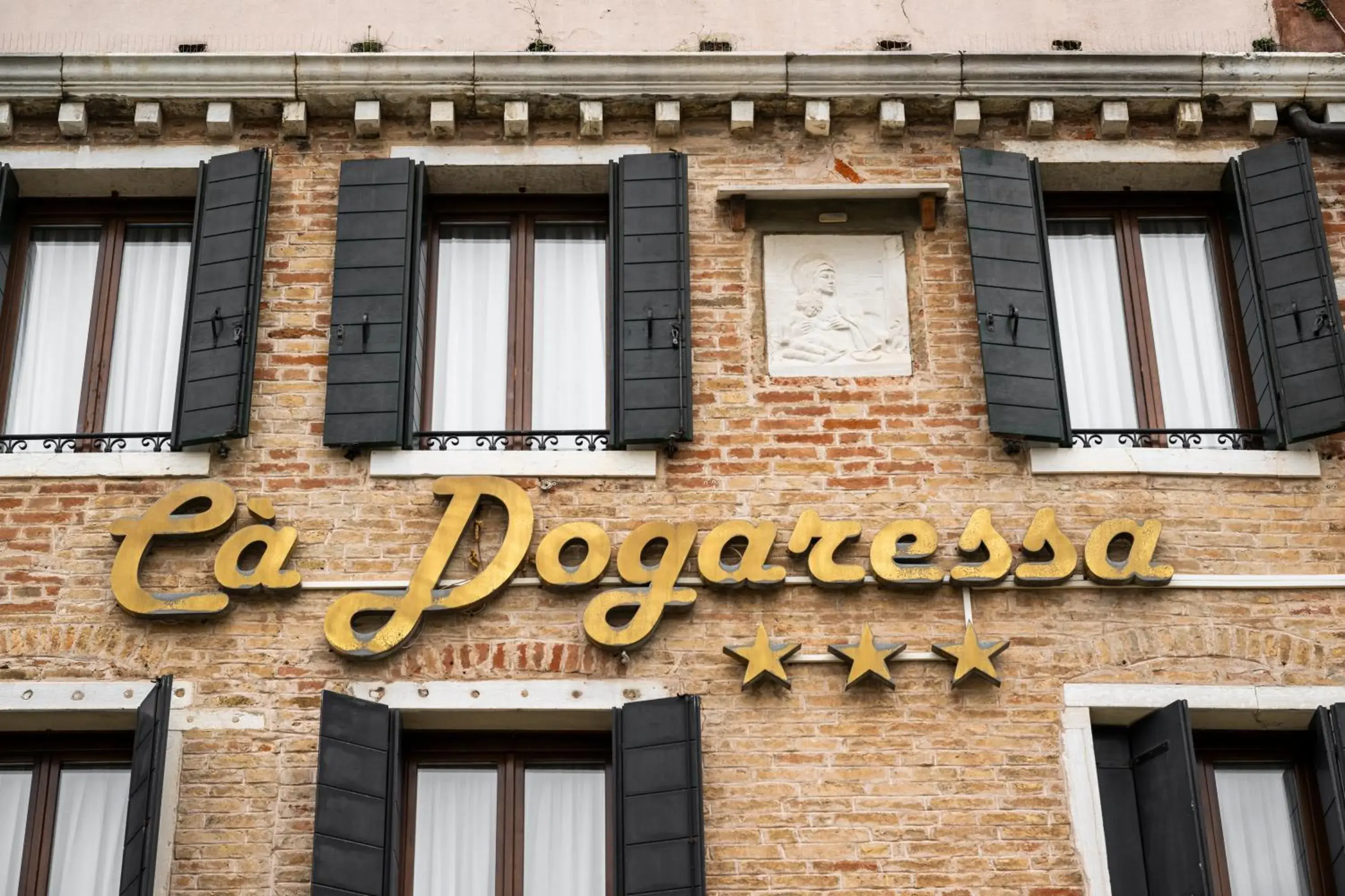 Property building in Hotel Ca' Dogaressa Property building in Hotel Ca' Dogaressa