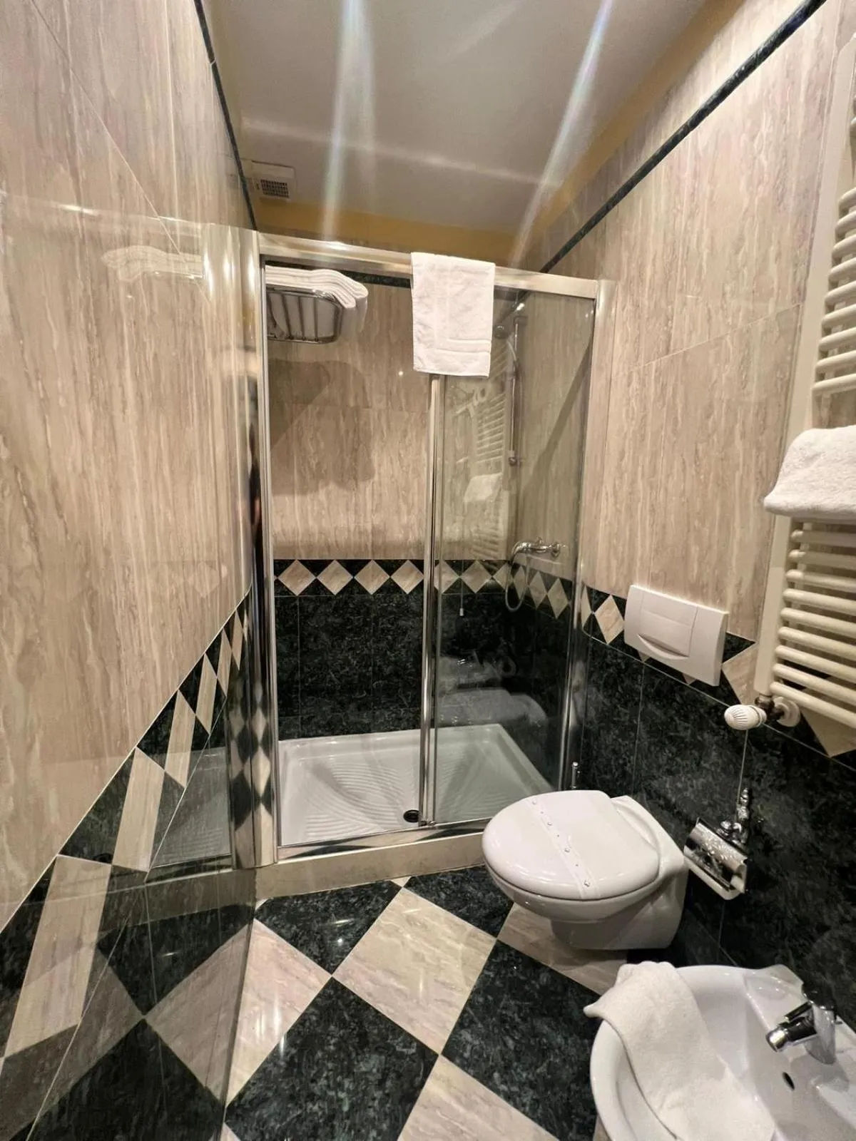 Bathroom in Hotel Ca' Dogaressa