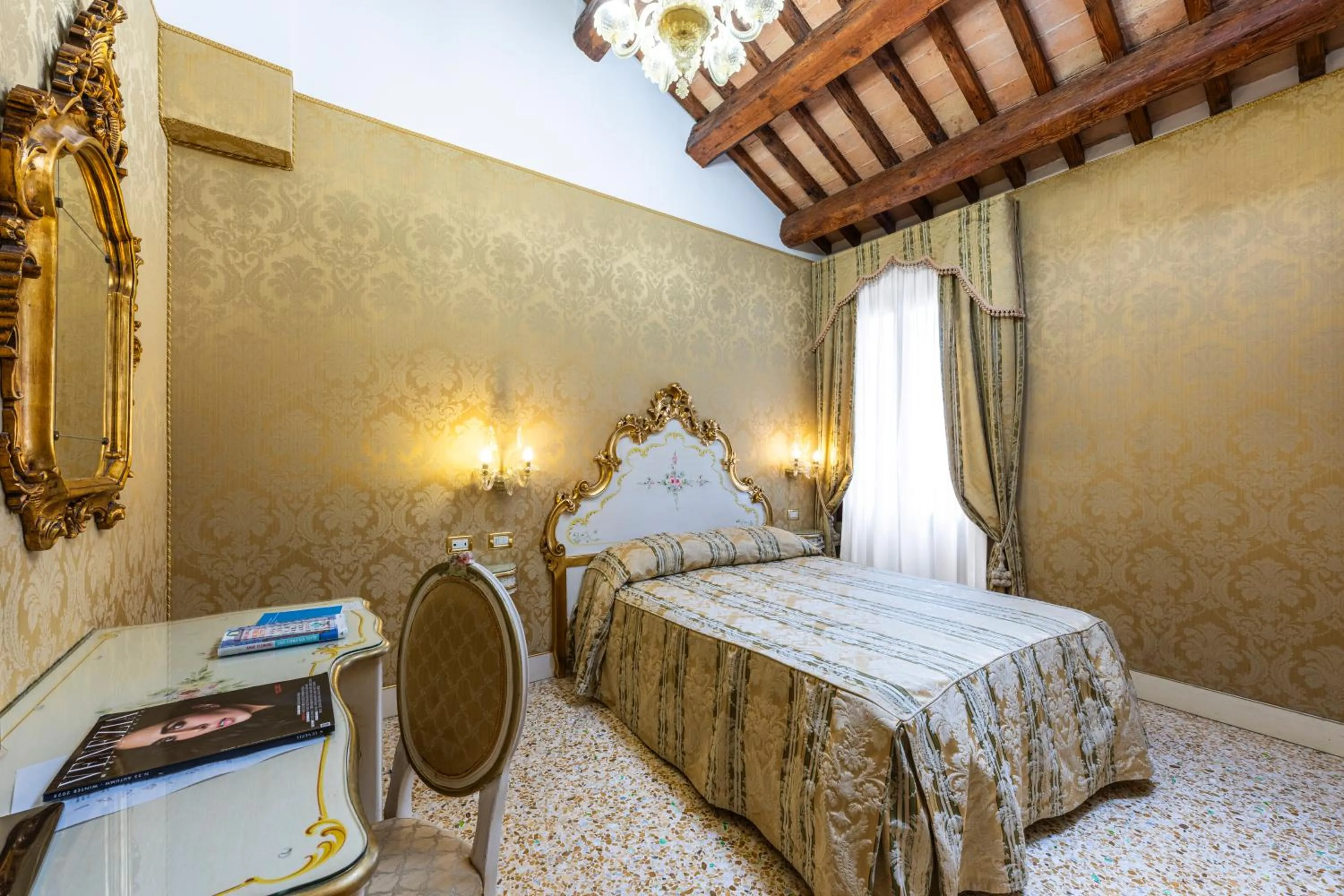 Bed in Hotel Ca' Dogaressa