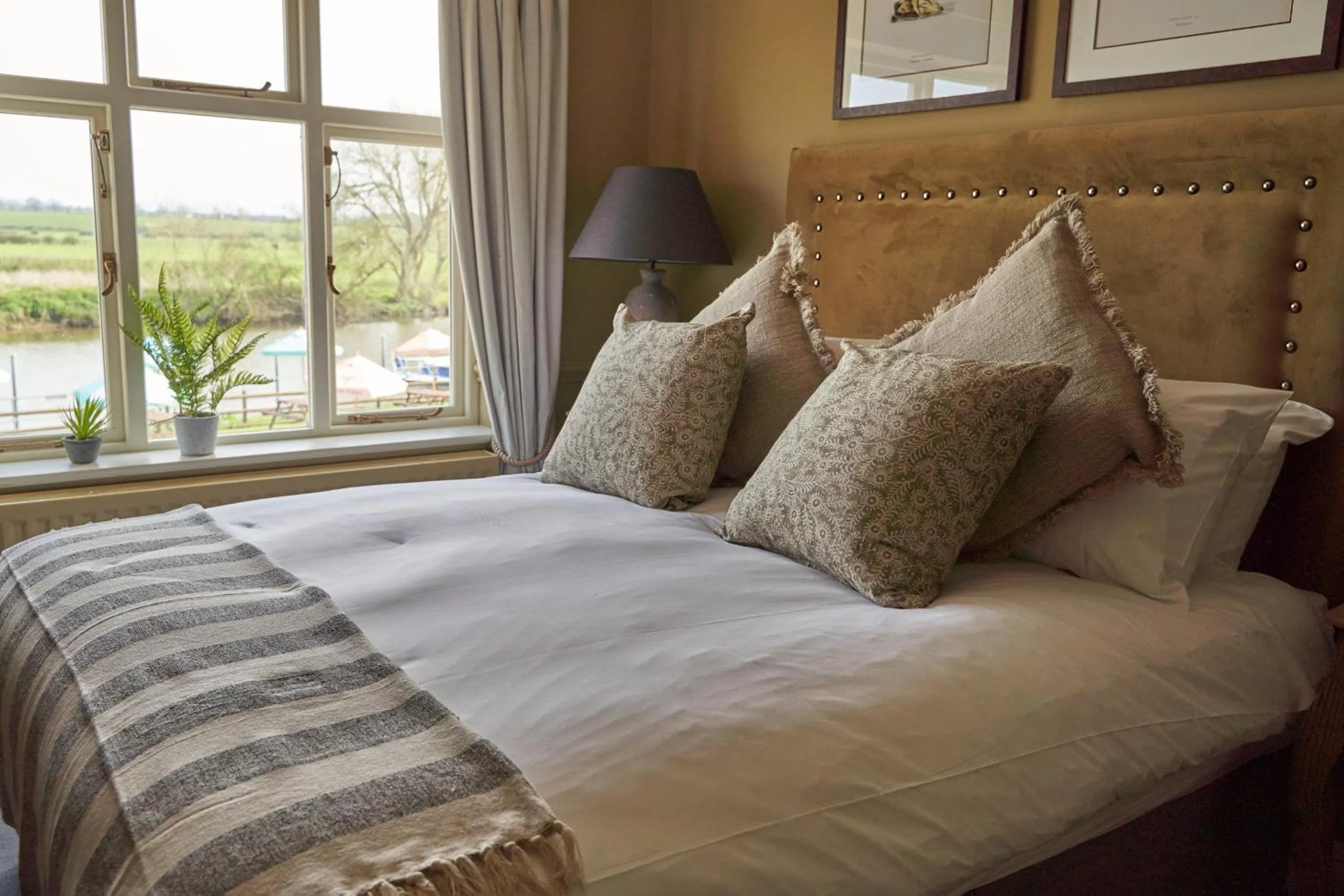 Bed in The Fleet Inn