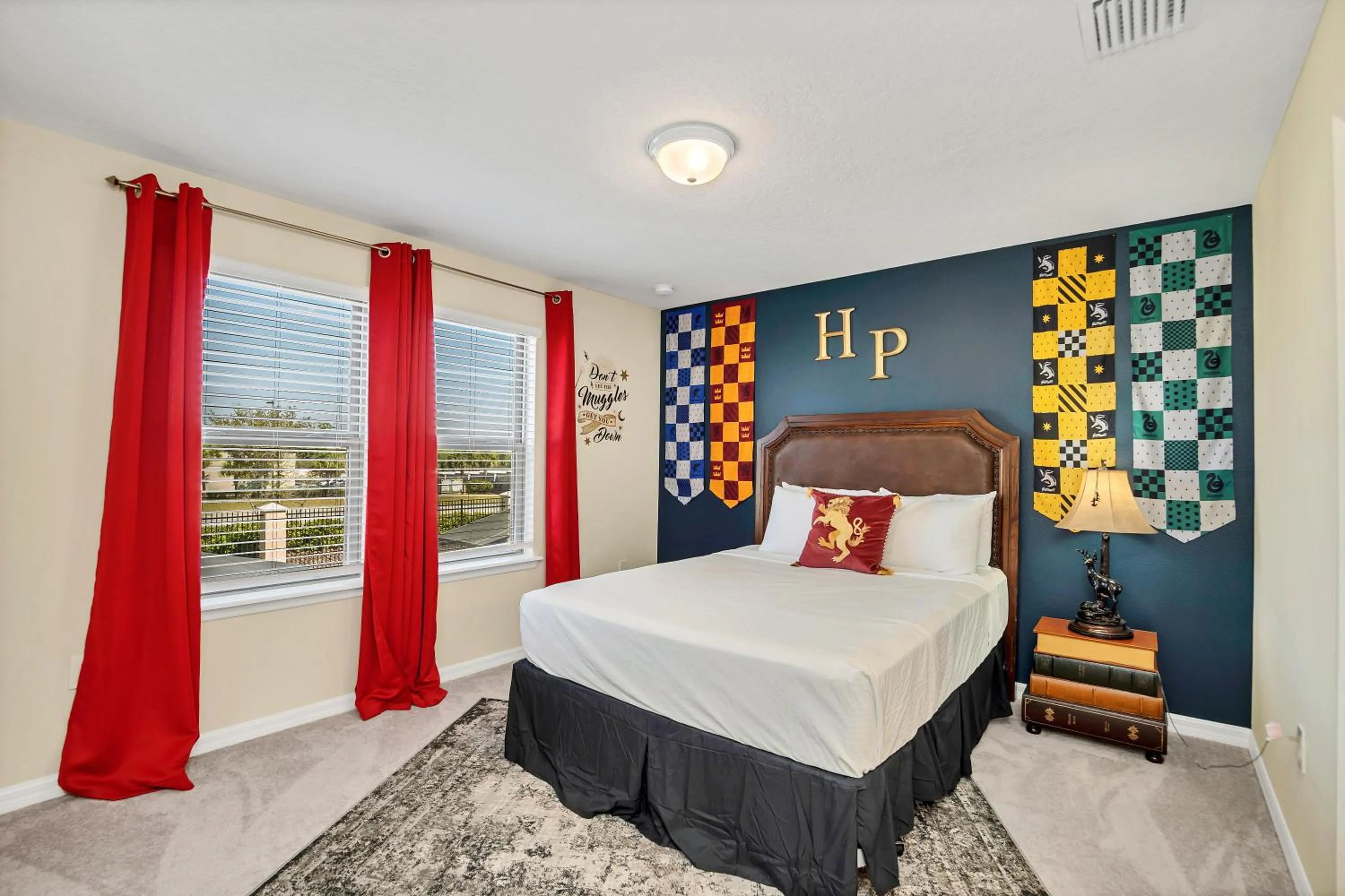 Bed in Private Villa wPool, BBQ,FREE Water Park Access