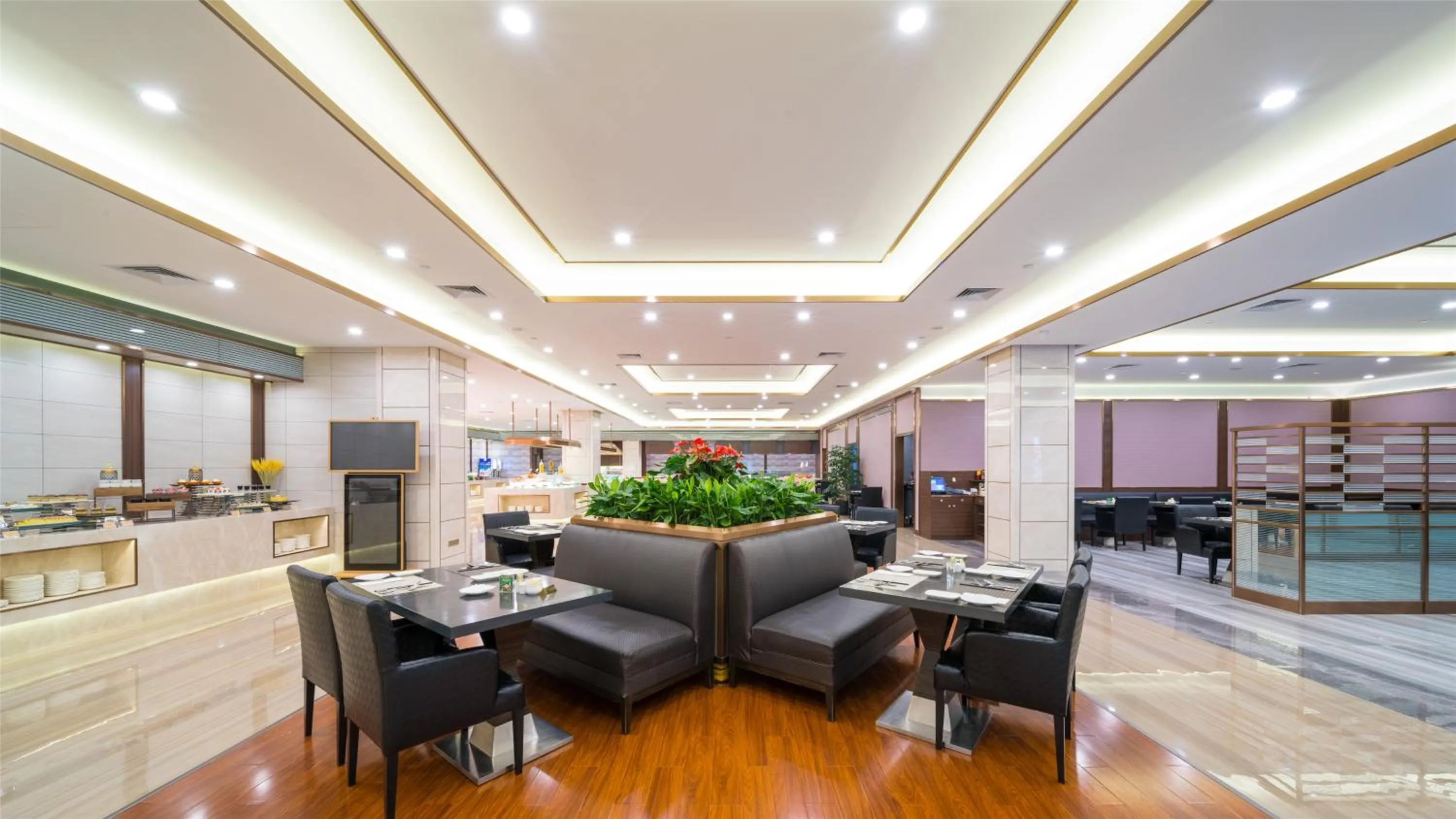 Restaurant/places to eat in Millennium Harbourview Hotel Xiamen