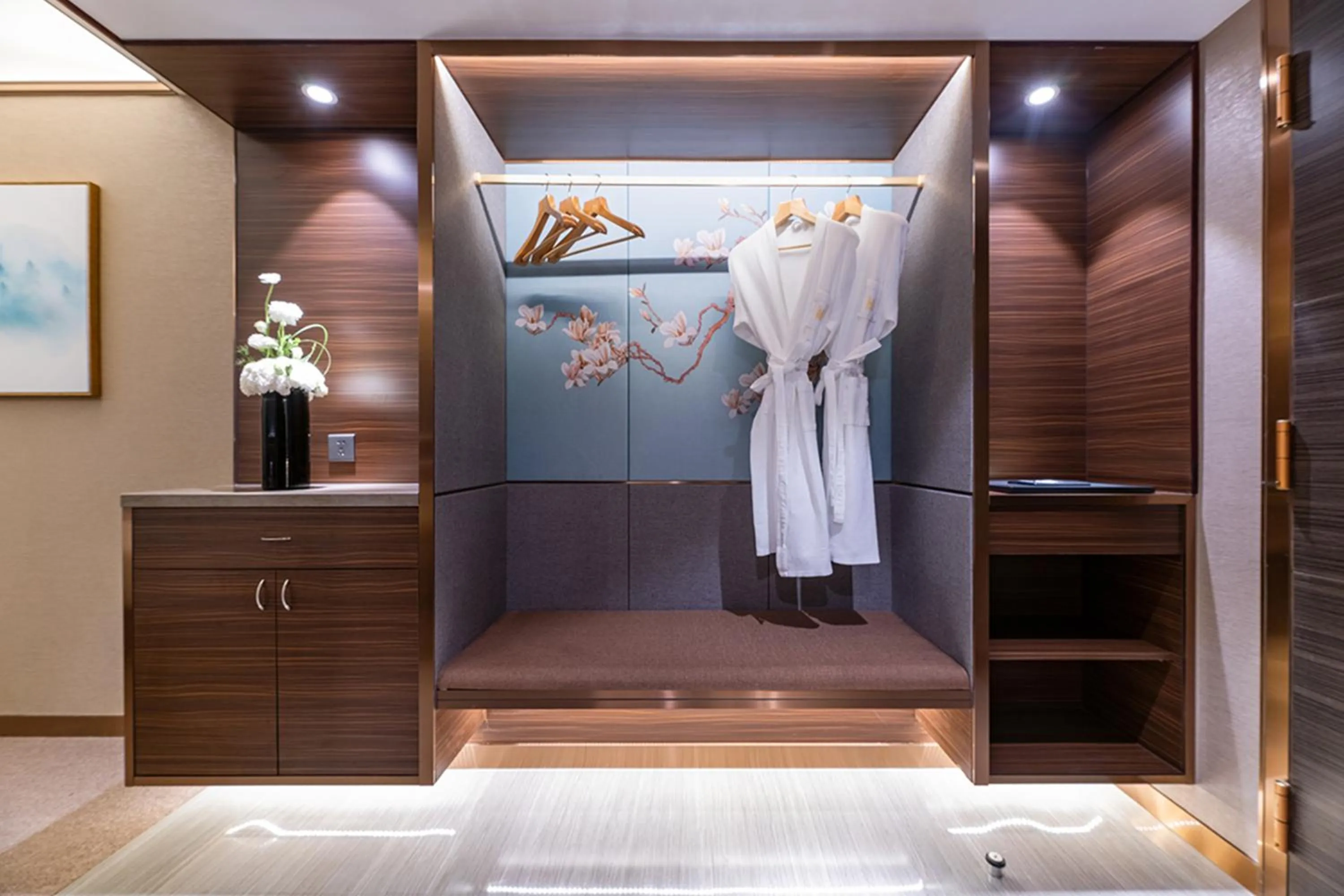 wardrobe in Millennium Harbourview Hotel Xiamen