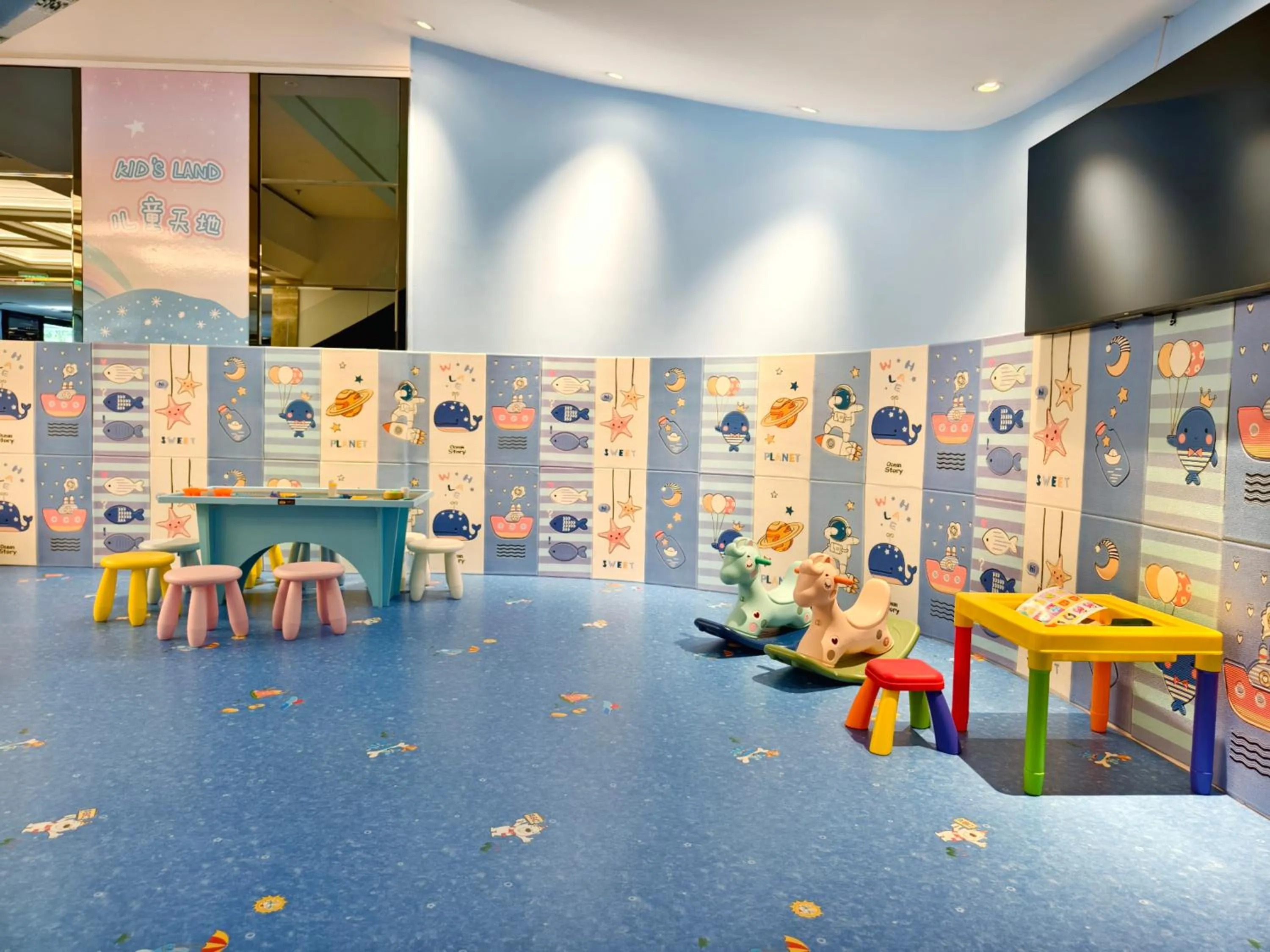 Children play ground in Millennium Harbourview Hotel Xiamen