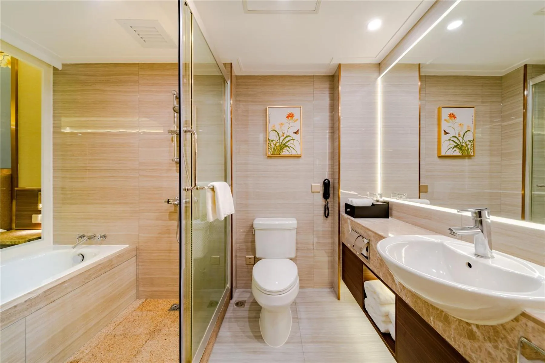 Bathroom in Millennium Harbourview Hotel Xiamen