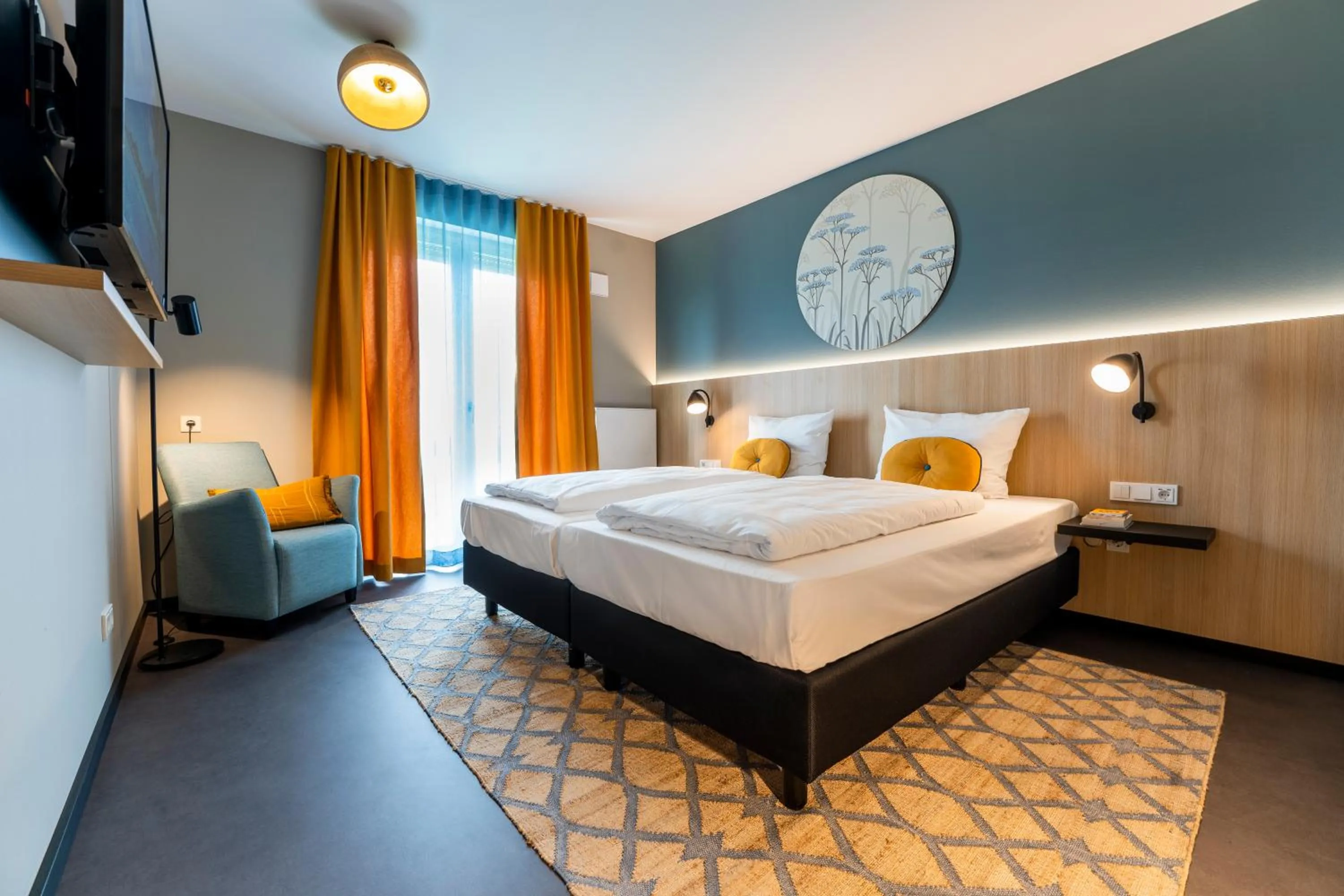 Photo of the whole room, Bed in KONCEPT HOTEL Neue Horizonte