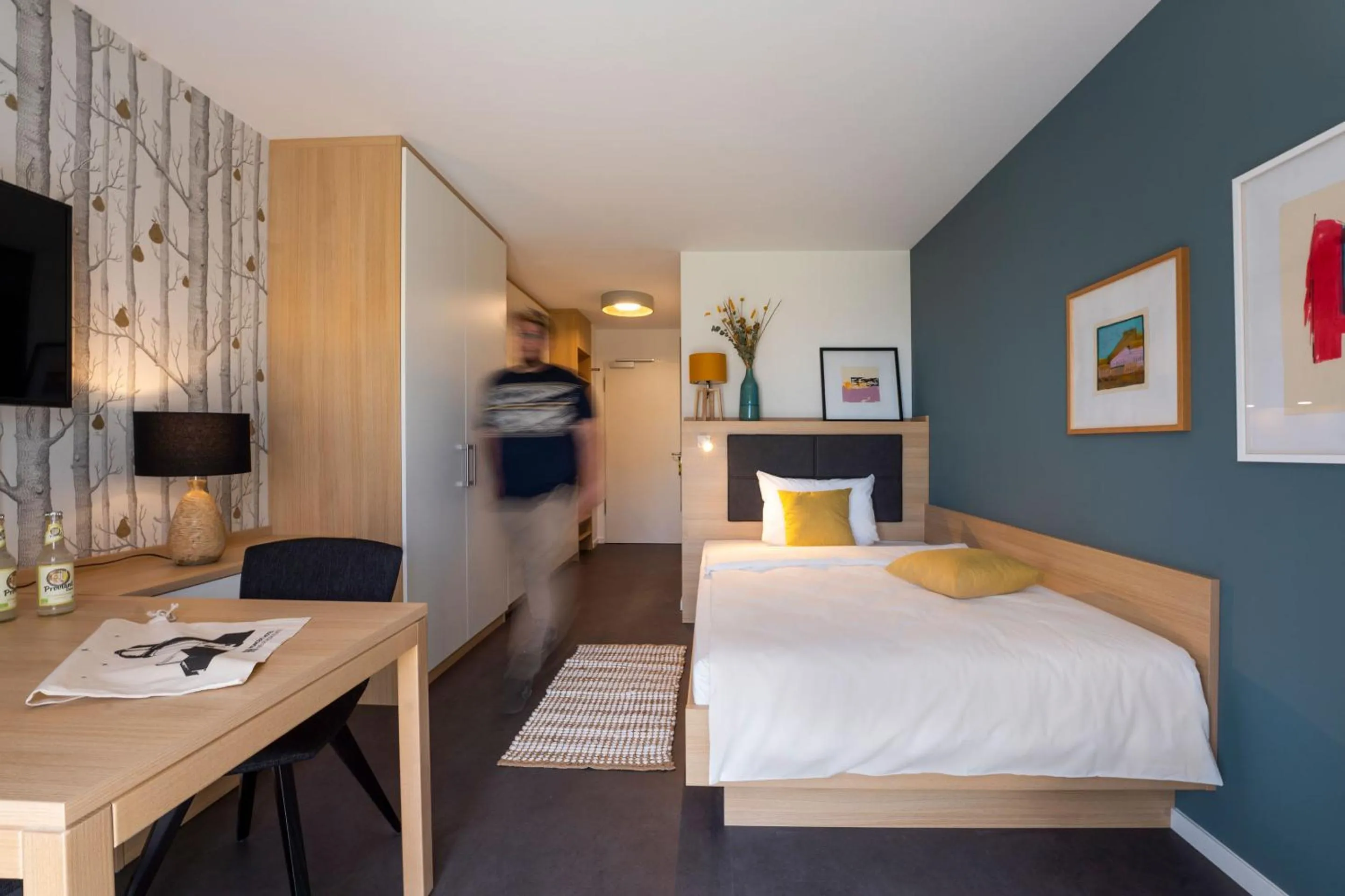 Photo of the whole room, Bed in KONCEPT HOTEL Neue Horizonte