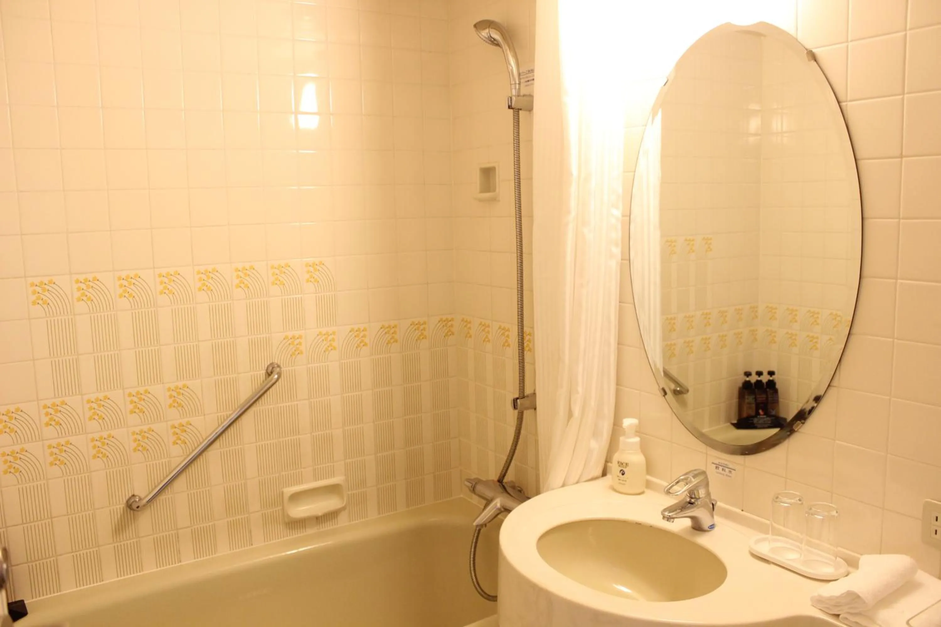 Bathroom in Kobe Portopia Hotel