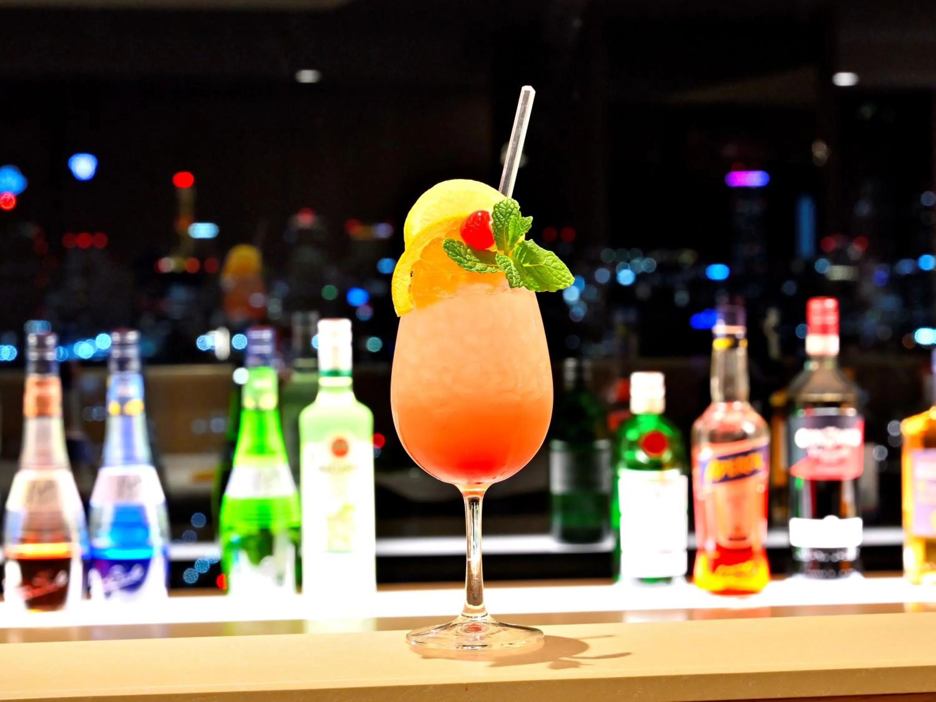 Lounge or bar in Kobe Portopia Hotel