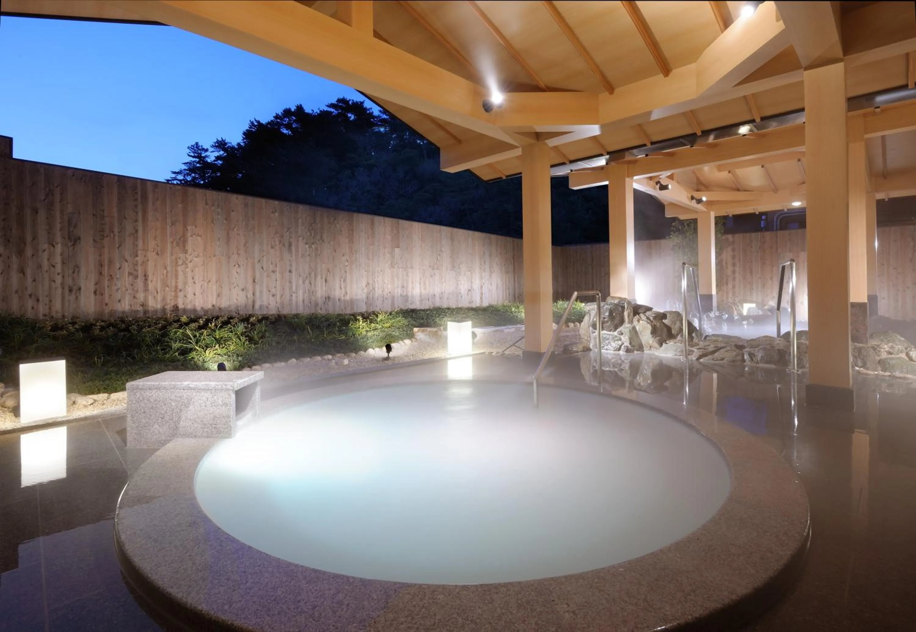 Hot Spring Bath in Toba International Hotel Shiojitei