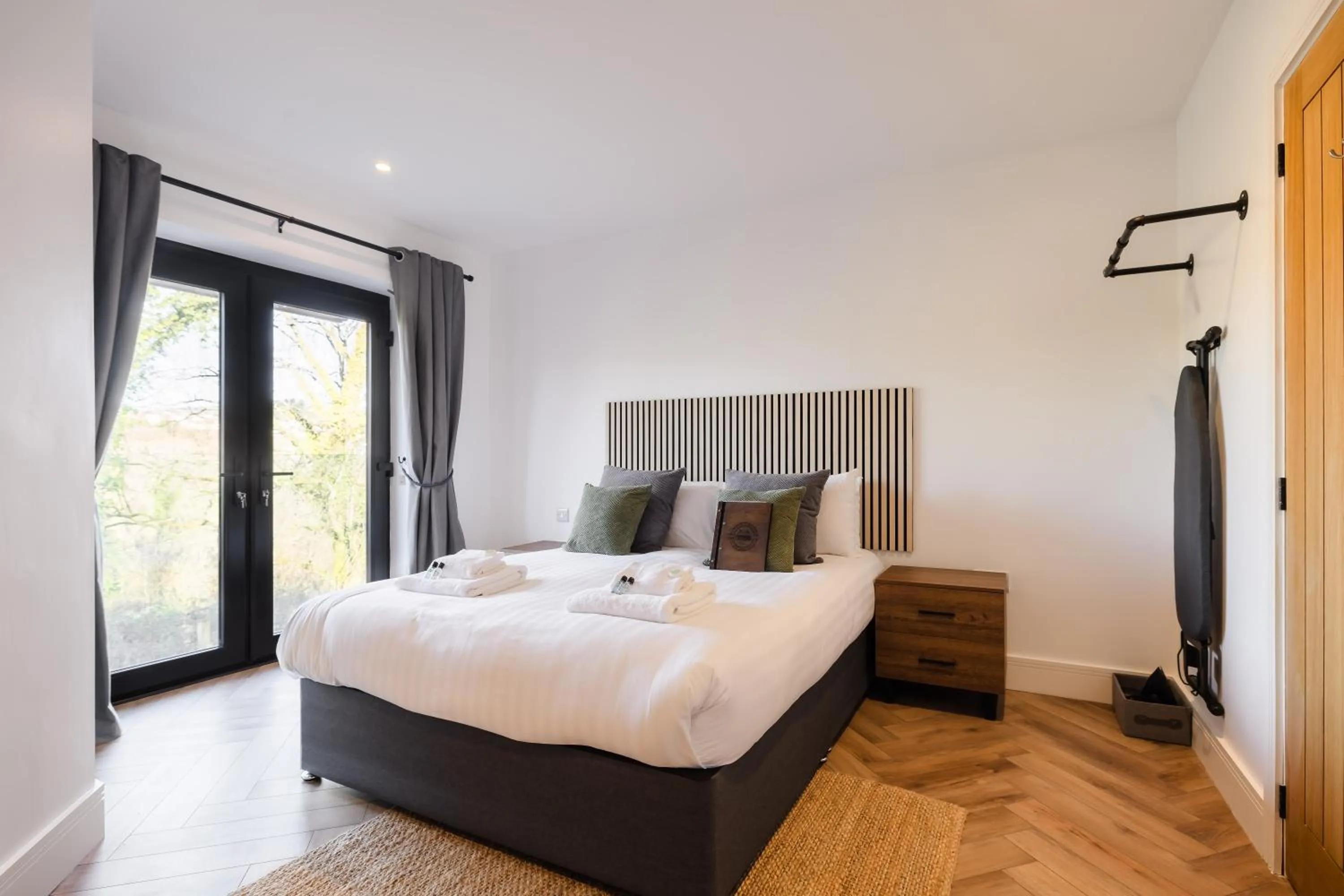 Bed in The Old House 1147