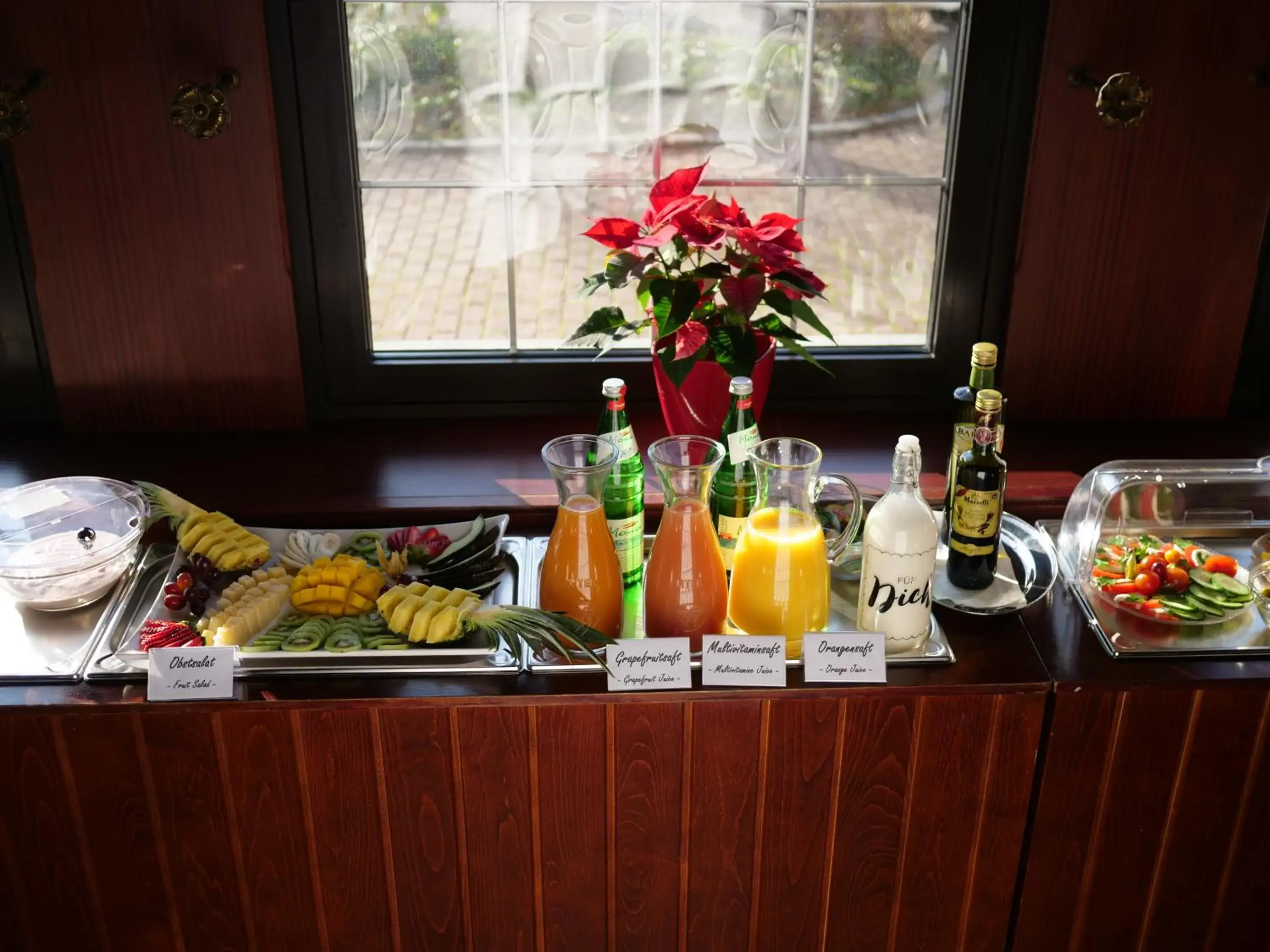 Buffet breakfast in Parkhotel Bergheim Buffet breakfast in Parkhotel Bergheim