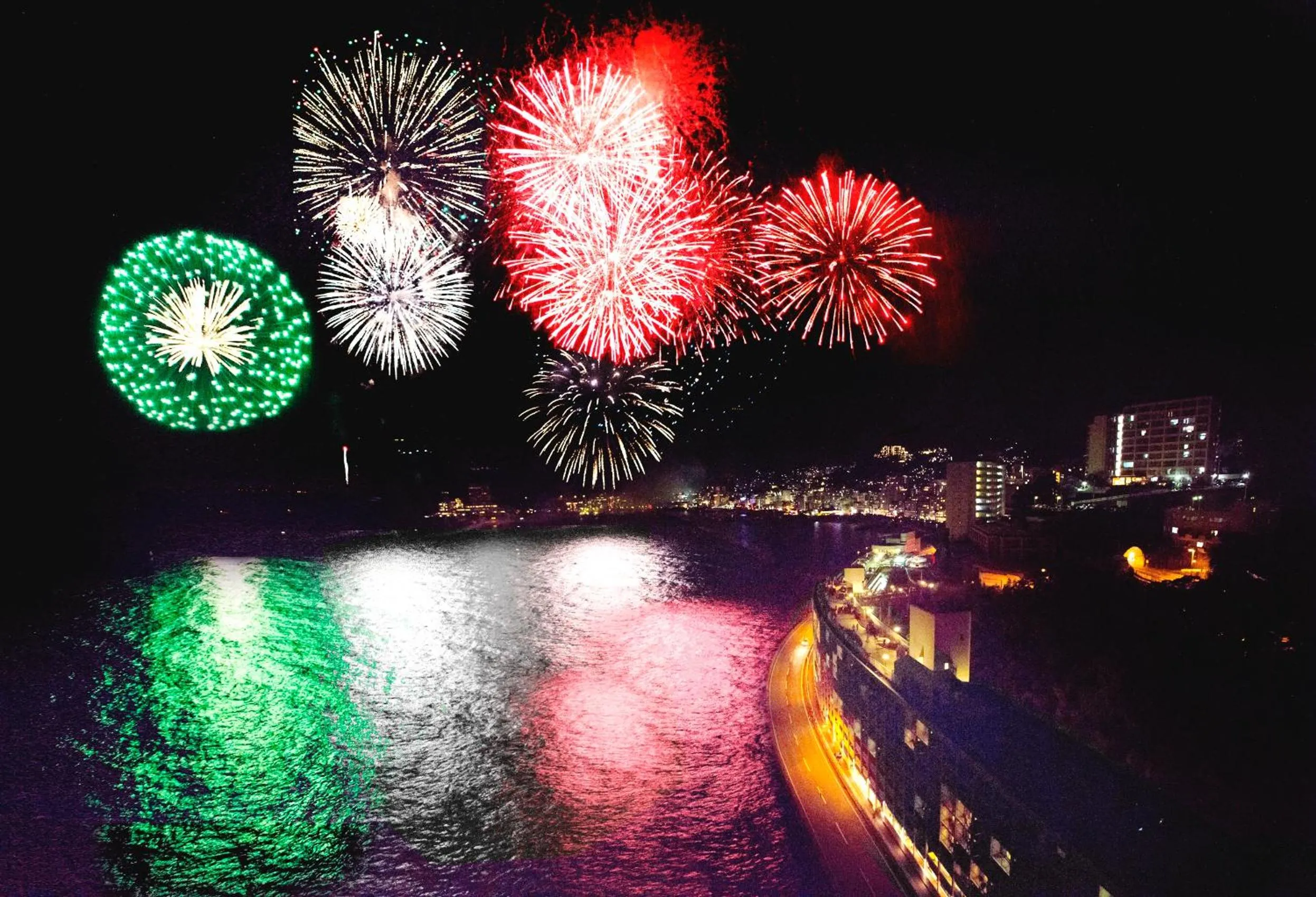 Property building in Hotel Resorpia Atami