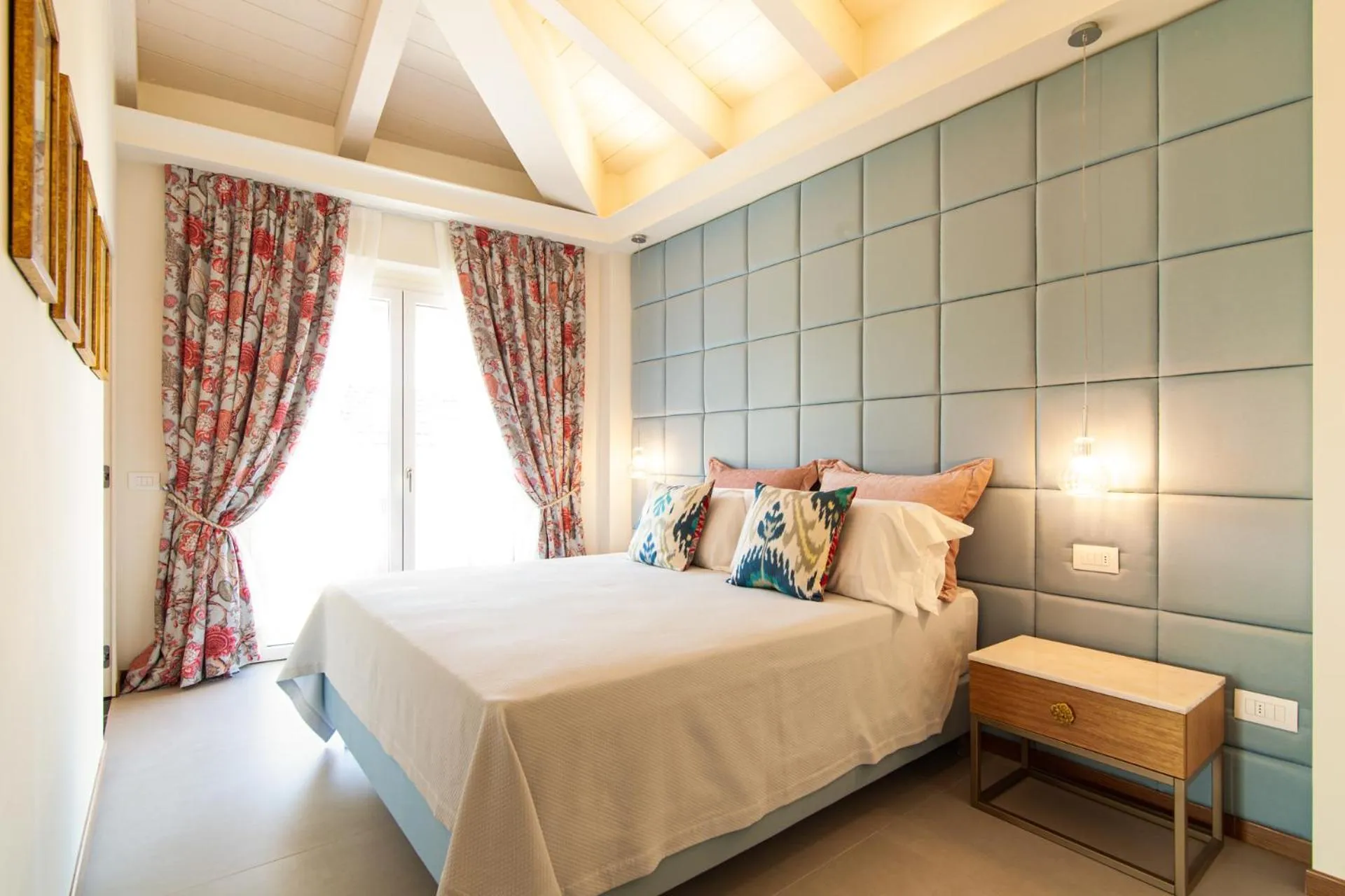 Photo of the whole room, Bed in Villa Francesca Relais