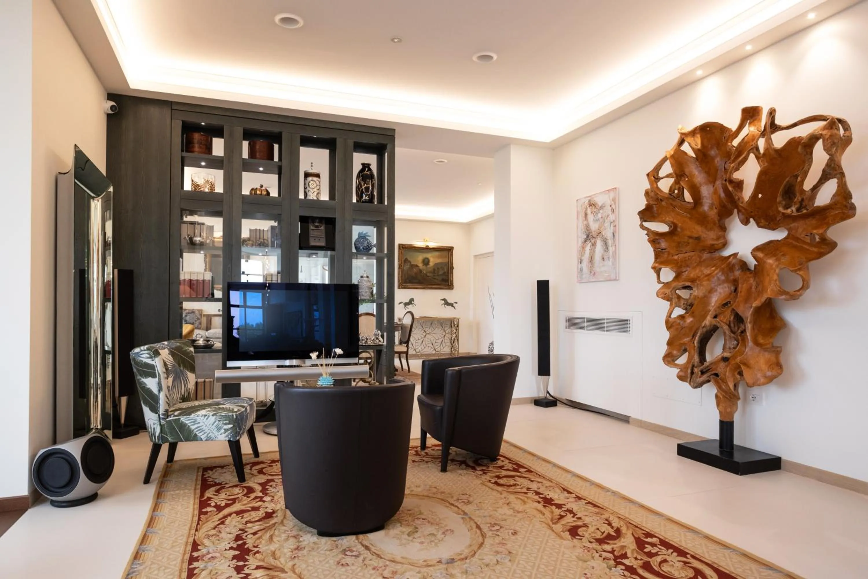 Communal lounge/ TV room in Villa Francesca Relais