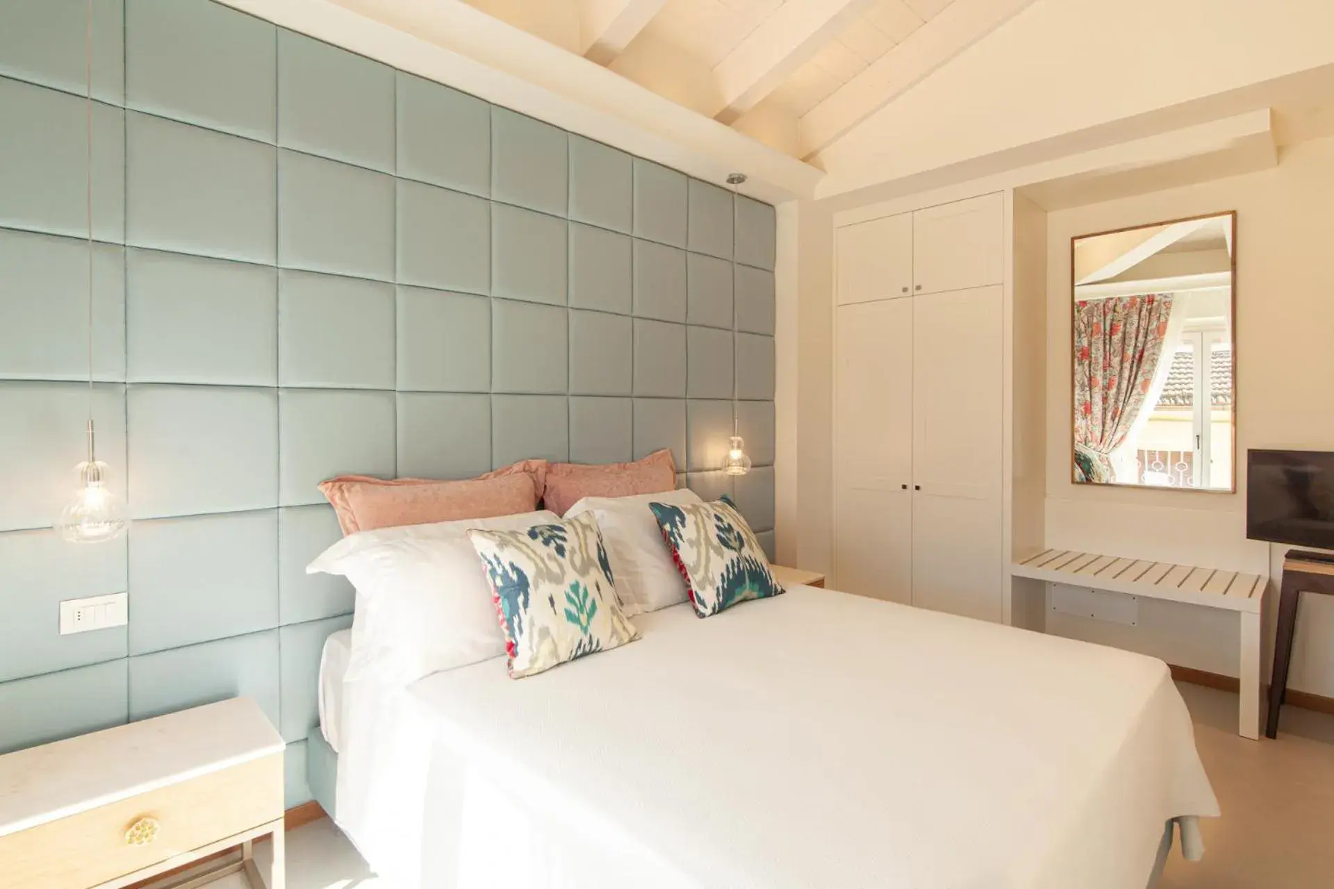 Deluxe King Room in Villa Francesca Relais Deluxe King Room in Villa Francesca Relais