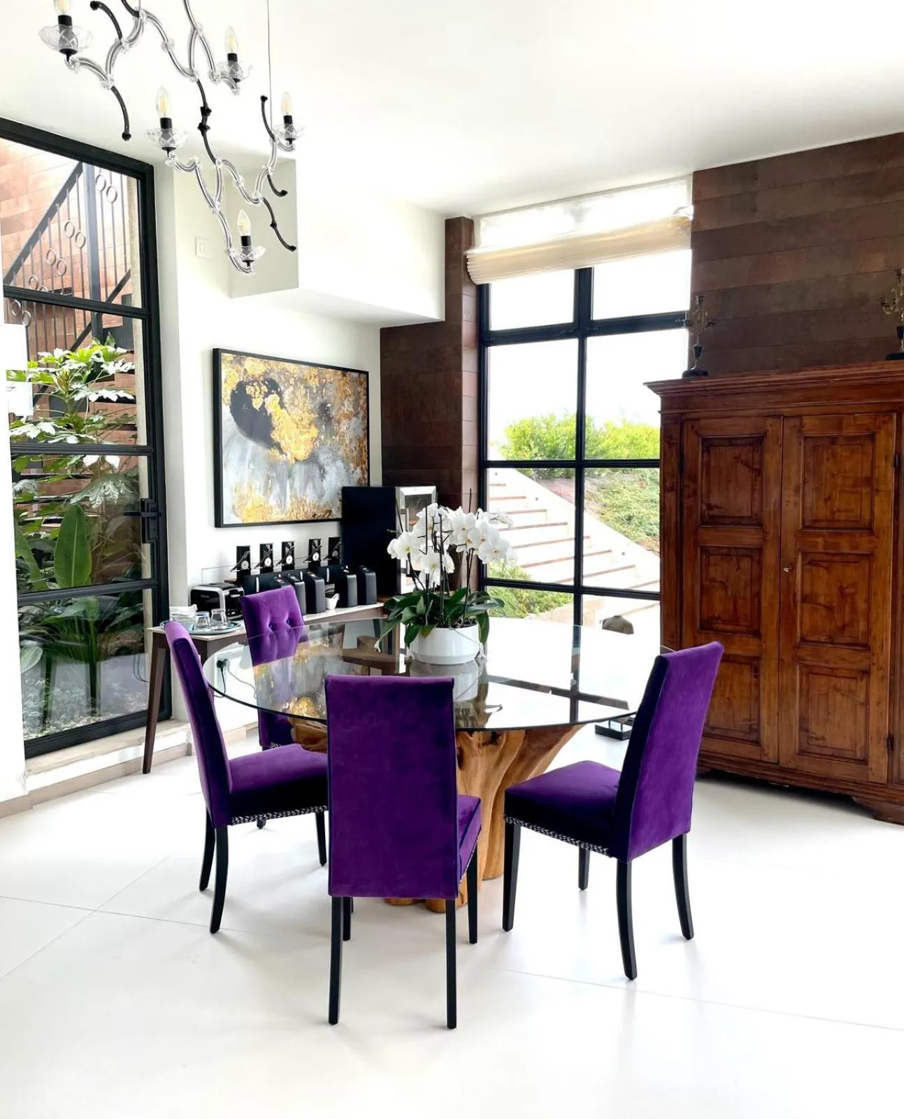 Communal lounge/ TV room in Villa Francesca Relais