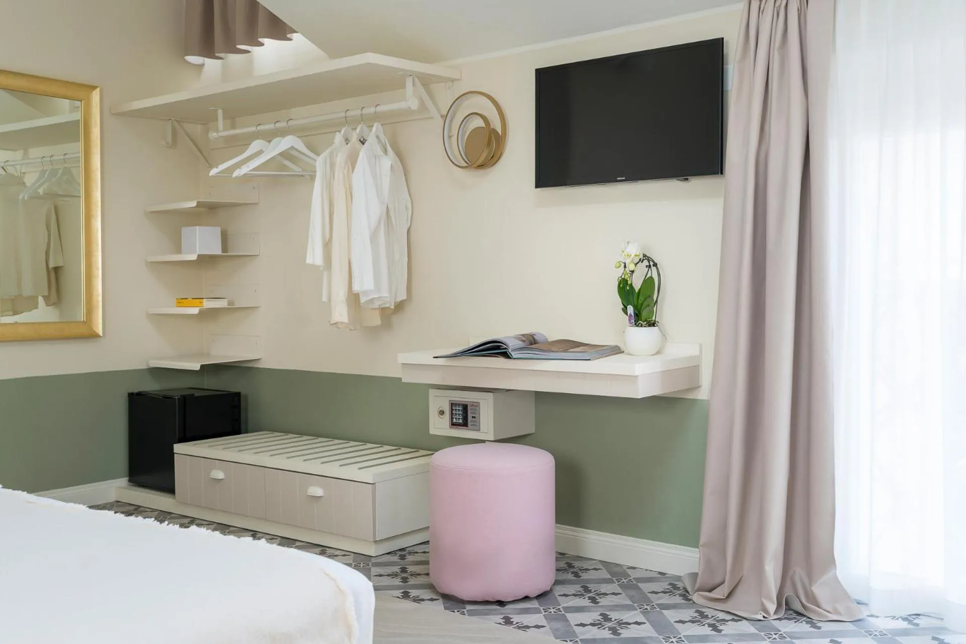 Bed in Pan di Zenzero Icecream Hotel