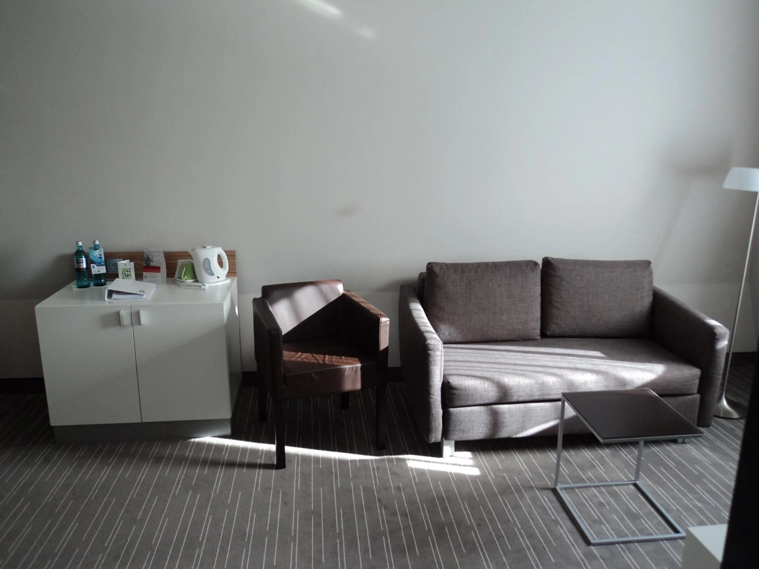 Seating area in Willow Hotel Restaurant