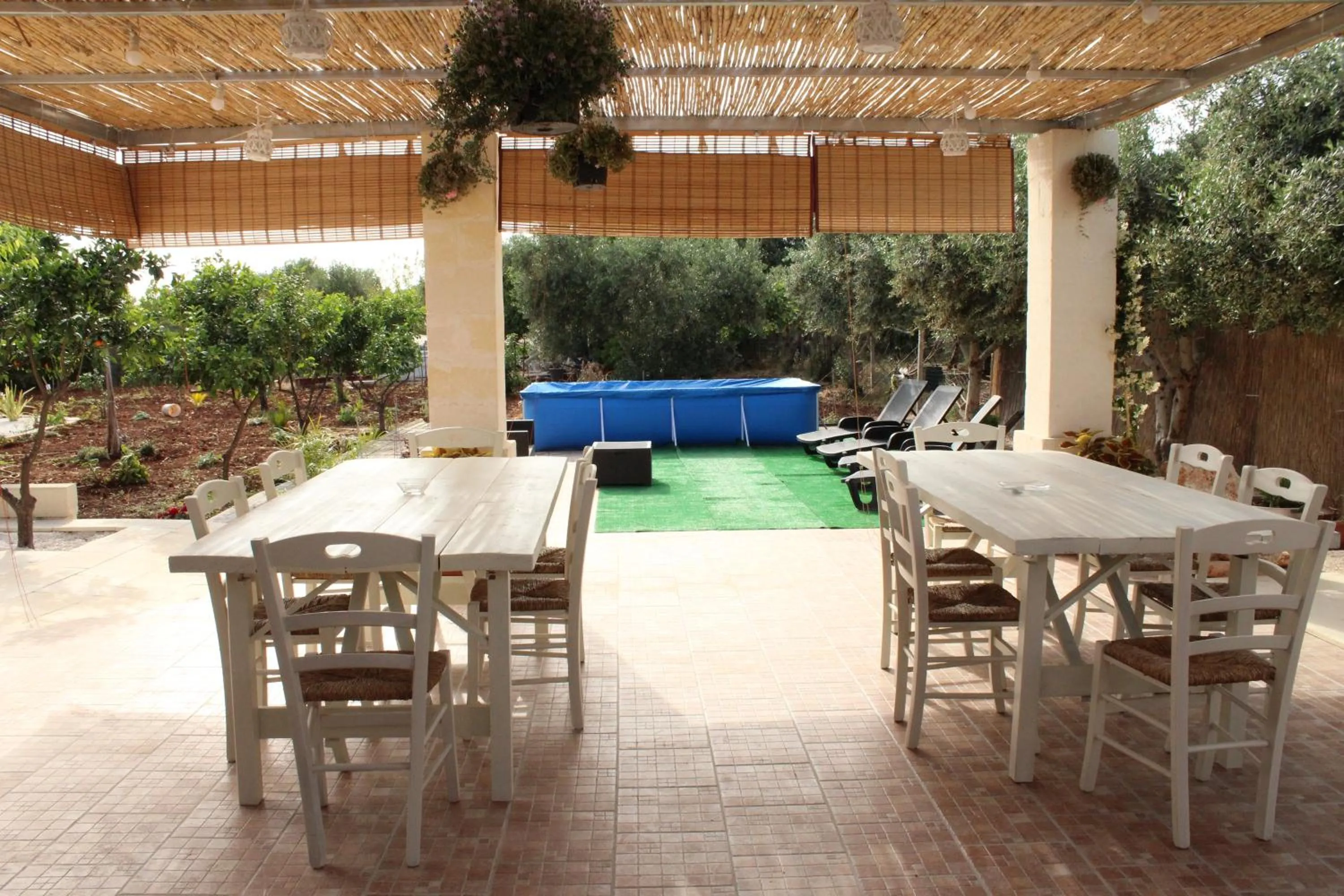 Garden in B&B Le Carrube