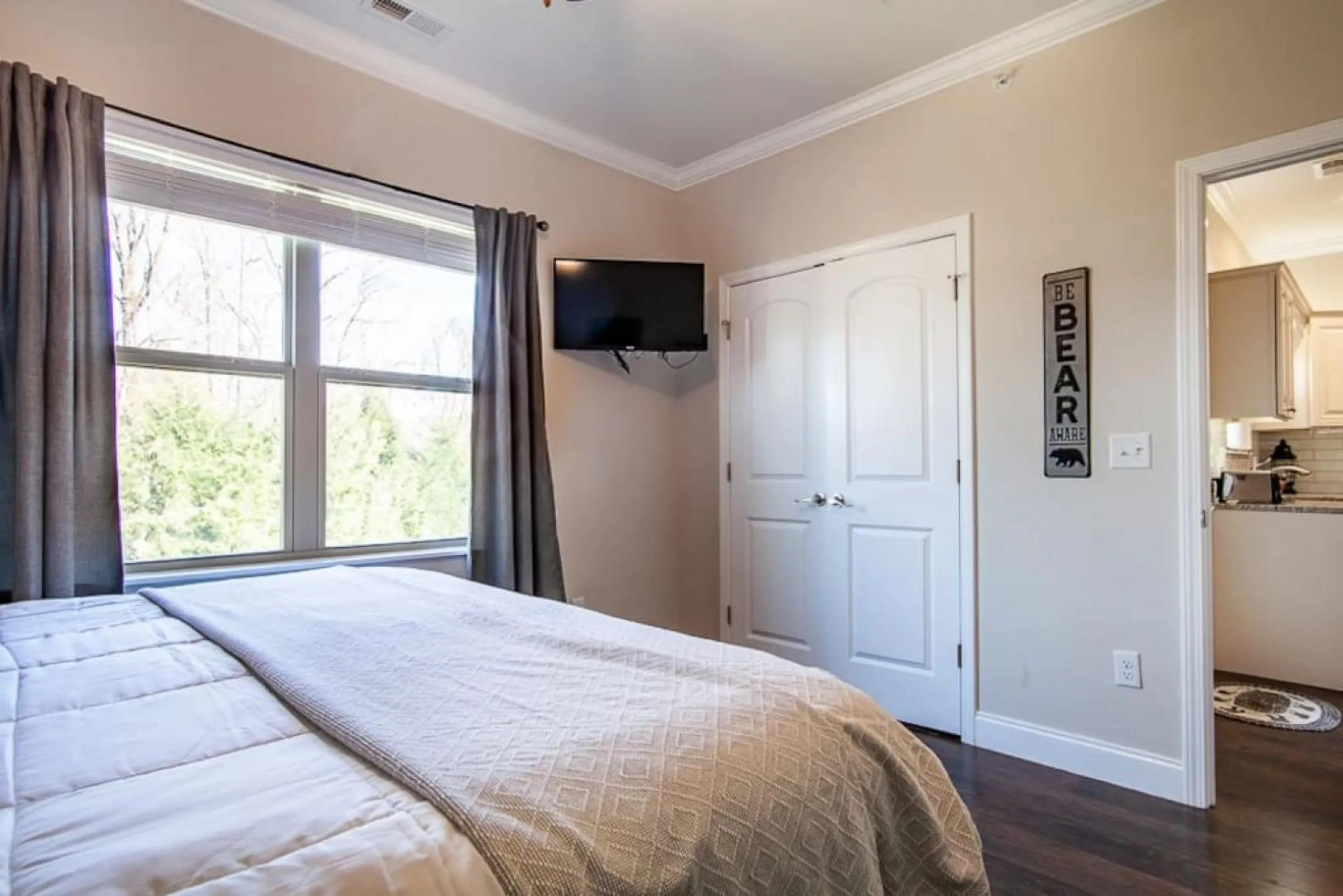 Bedroom, Bed in Cozy Cades Cove Condo with Community Pool