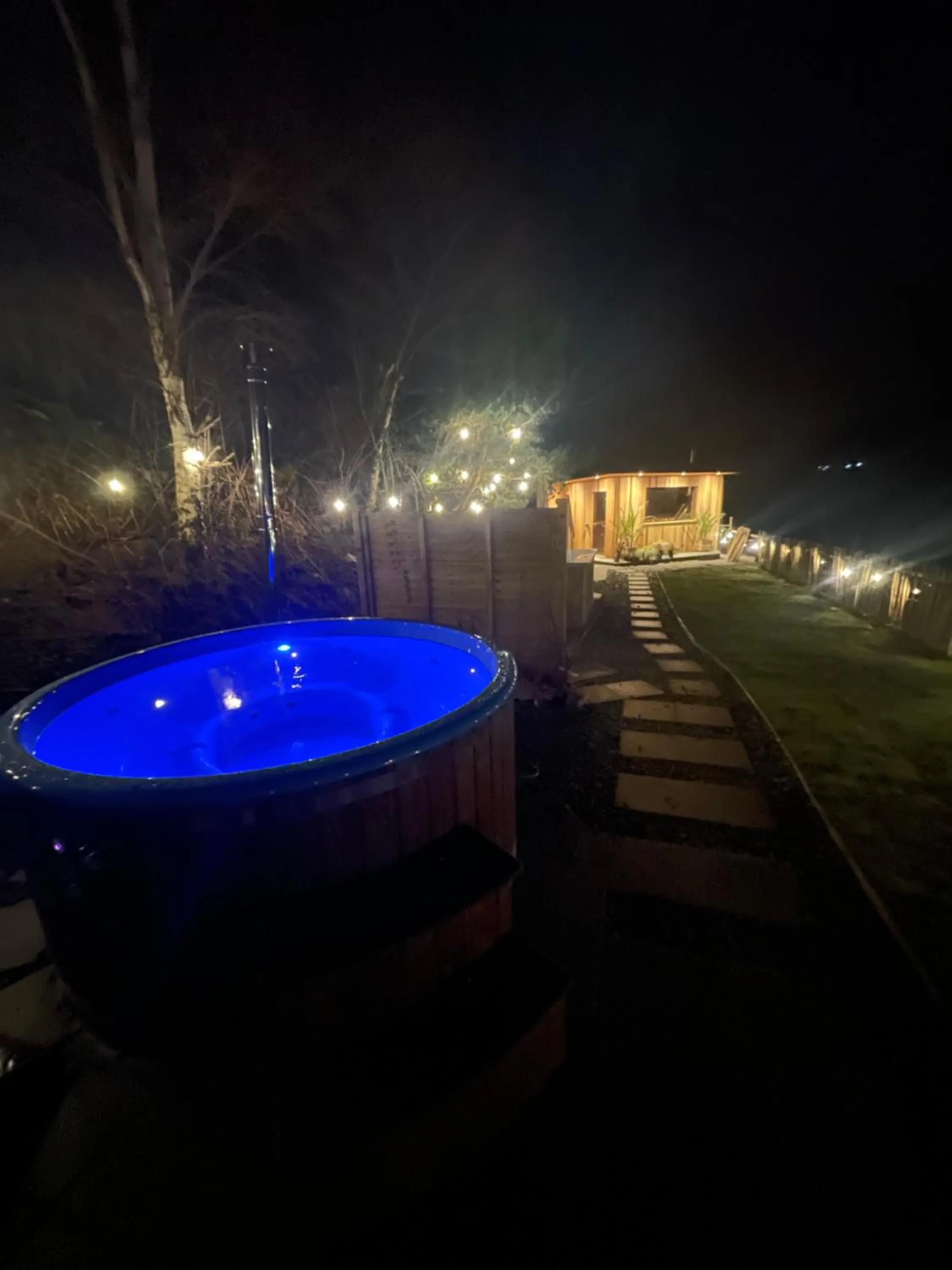 Rostrevor Mountain Lodge - Glamping Pods - Revive Sauna & Hot Tubs