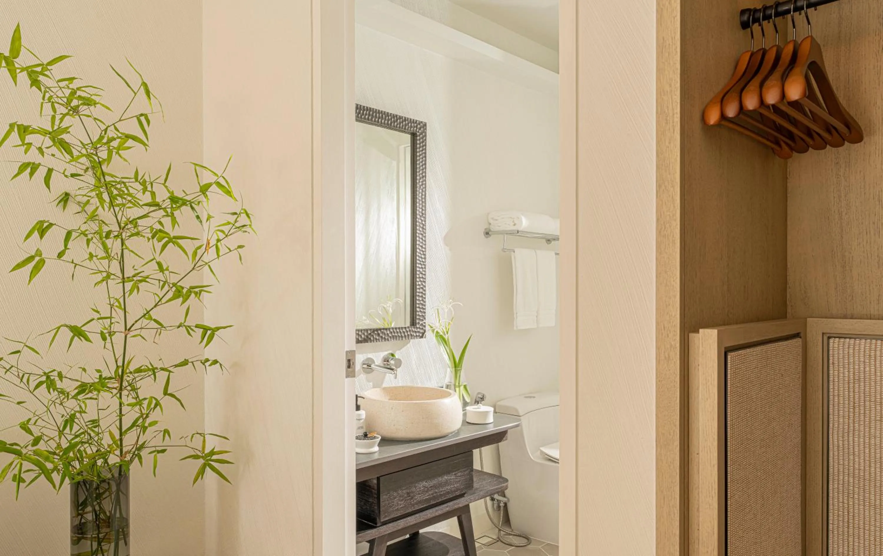 Four Seasons Resort Maldives at Kuda Huraa