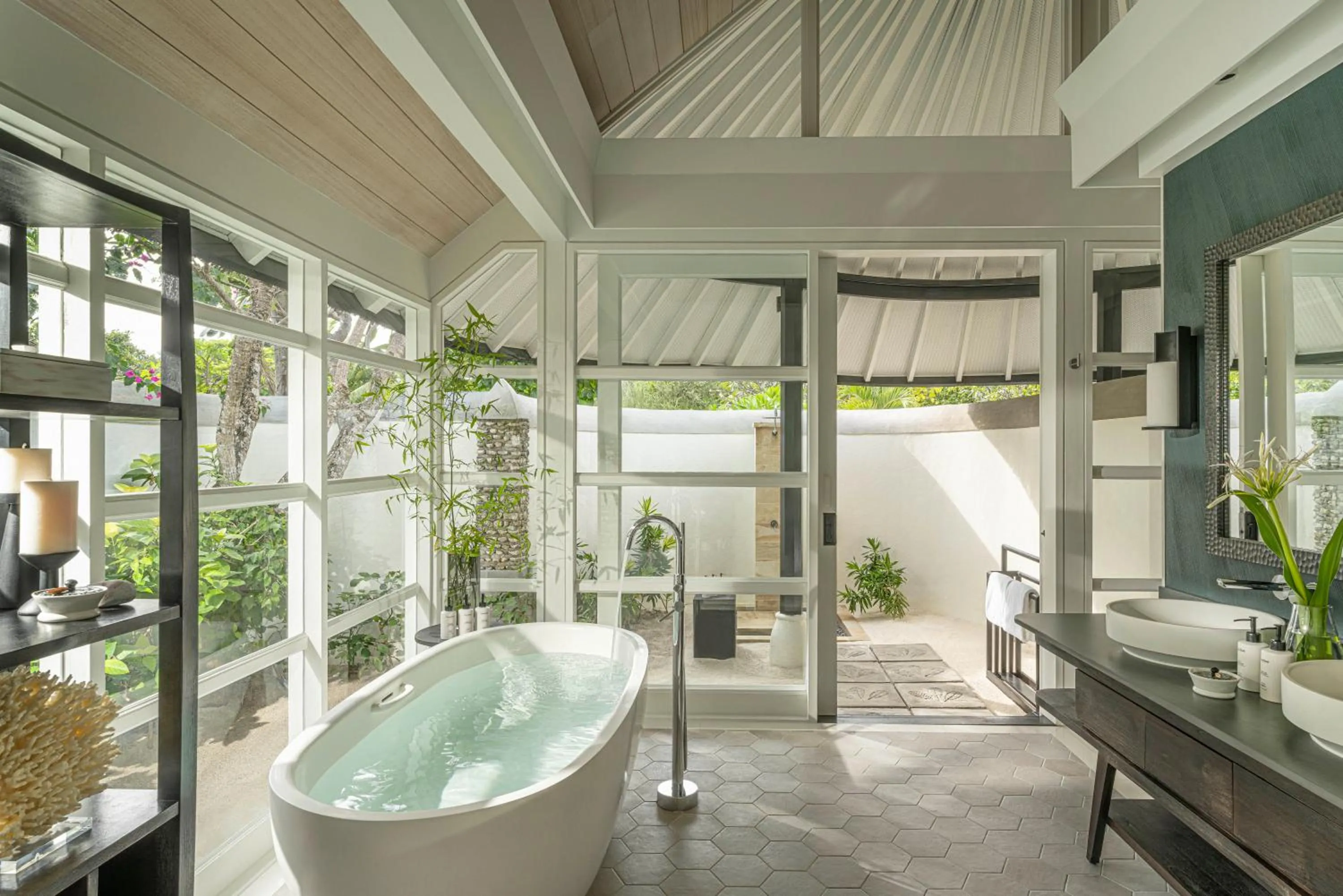 Bathroom in Four Seasons Resort Maldives at Kuda Huraa