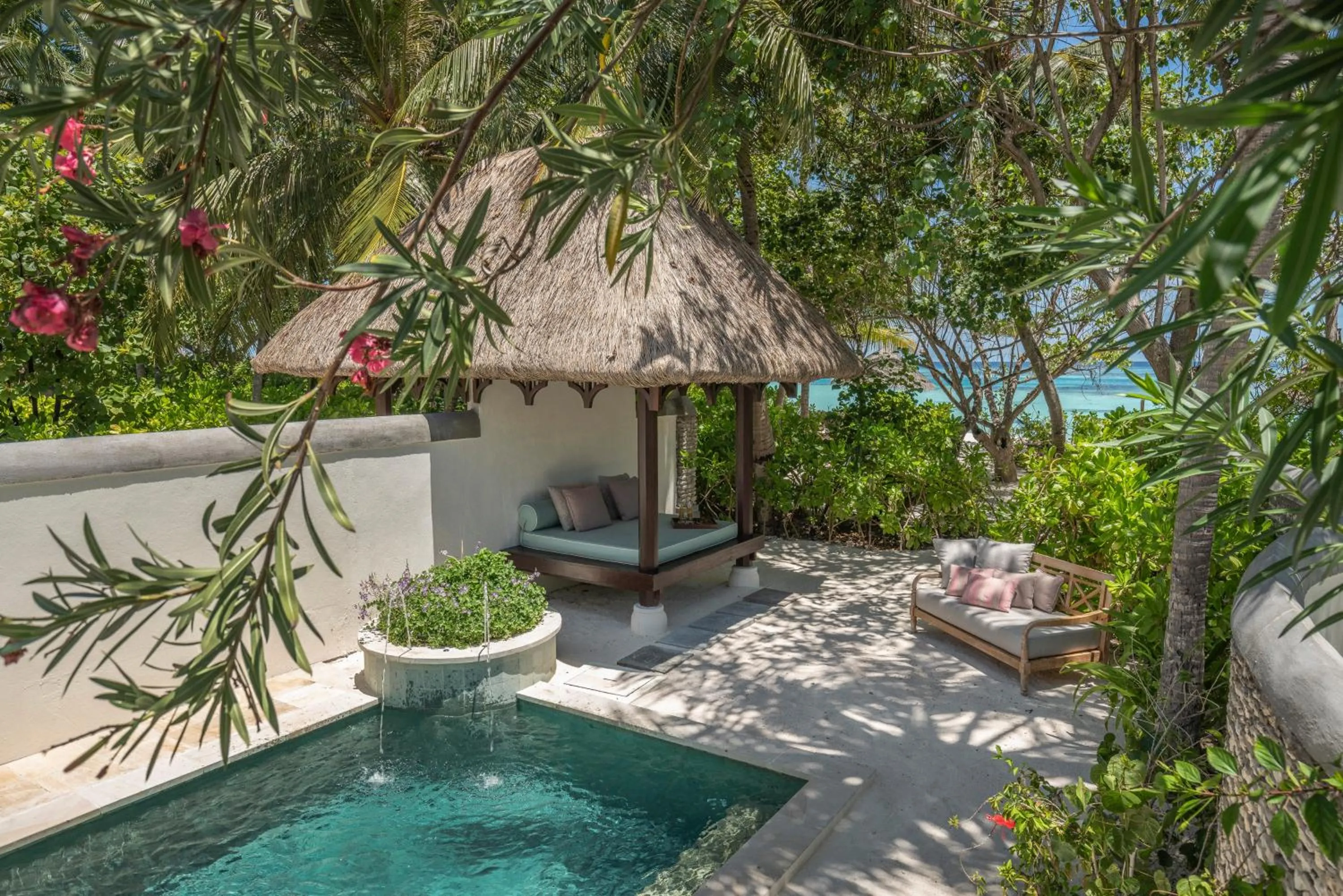 Four Seasons Resort Maldives at Kuda Huraa