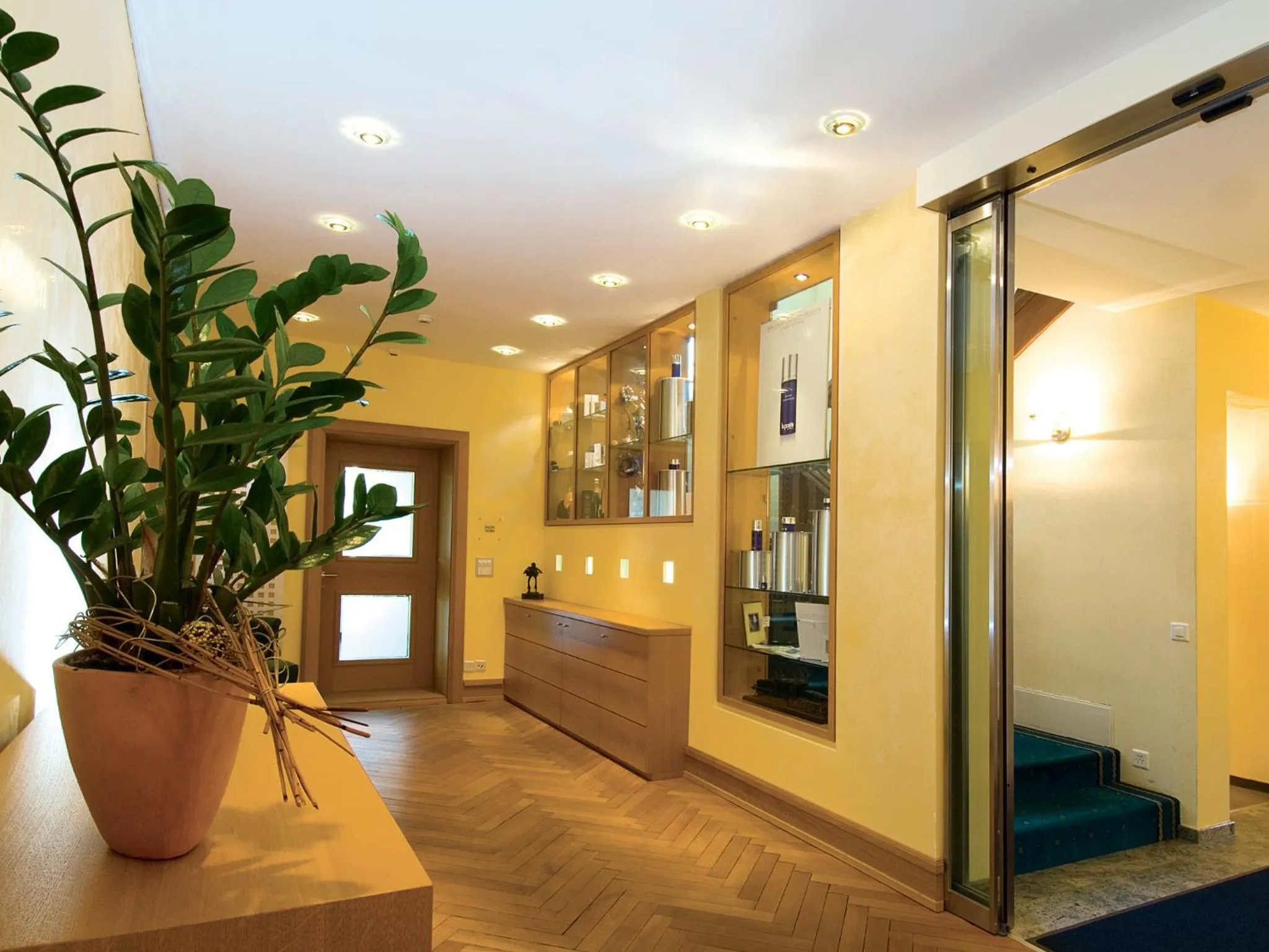 Lobby or reception in Parkforum Wylihof