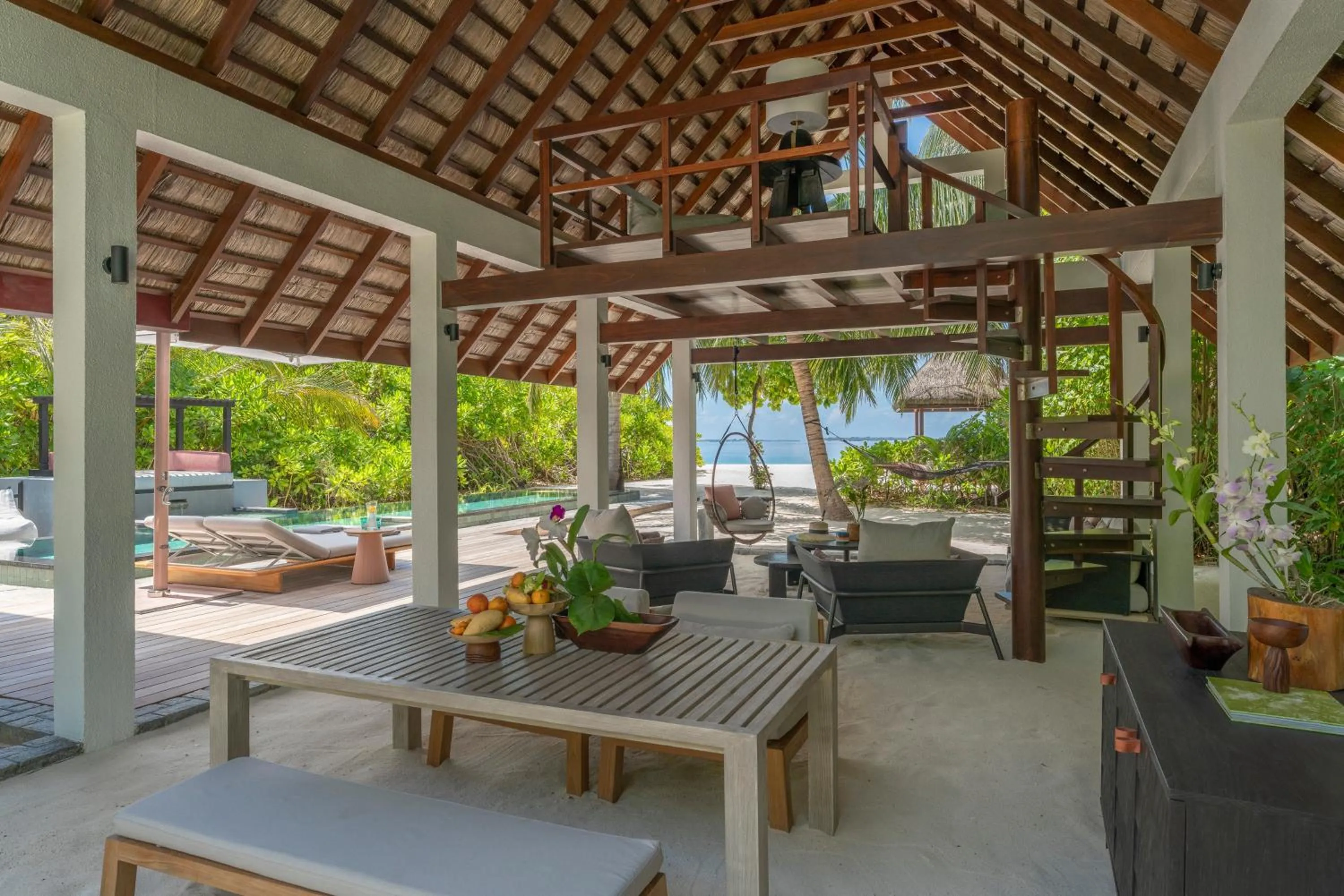 Four Seasons Resort Maldives at Landaa Giraavaru