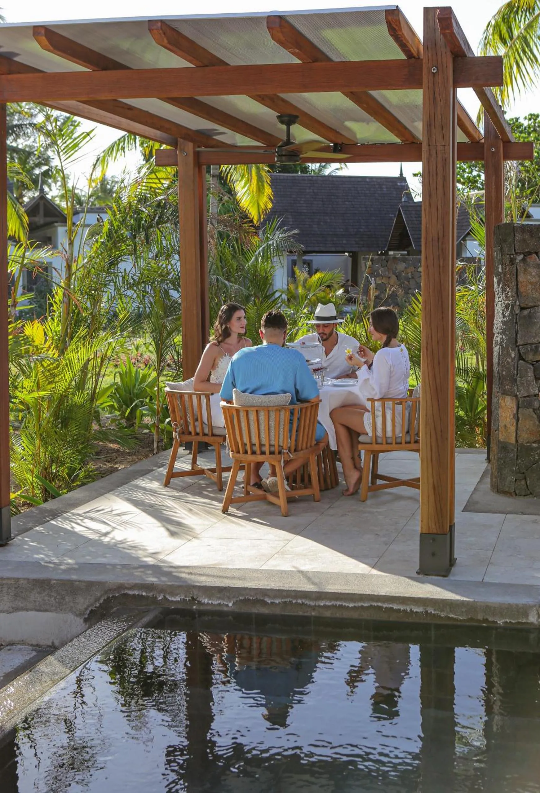 Dining area in Maradiva Villas Resort and Spa