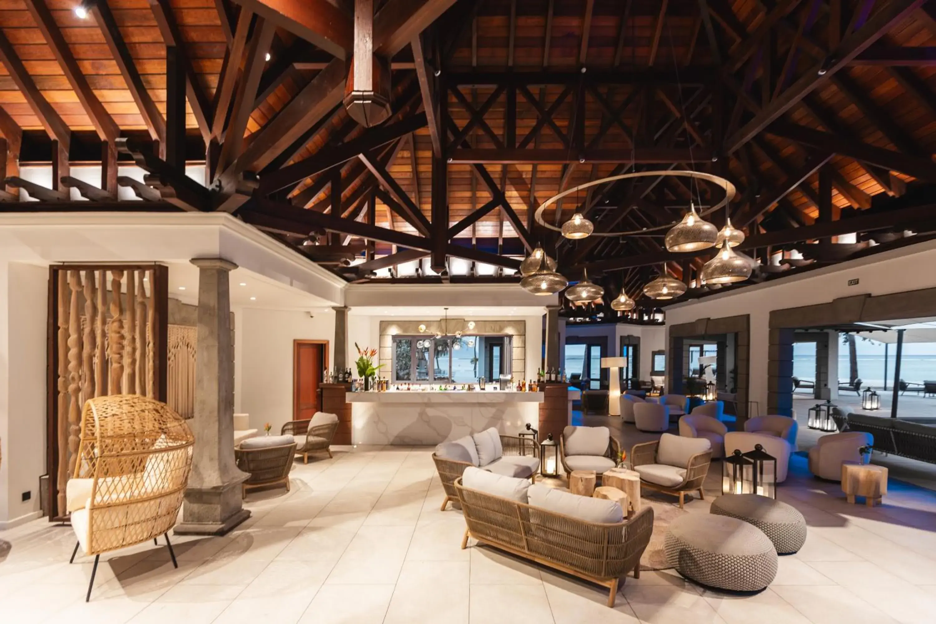 Lounge or bar in Maradiva Villas Resort and Spa Lounge or bar in Maradiva Villas Resort and Spa