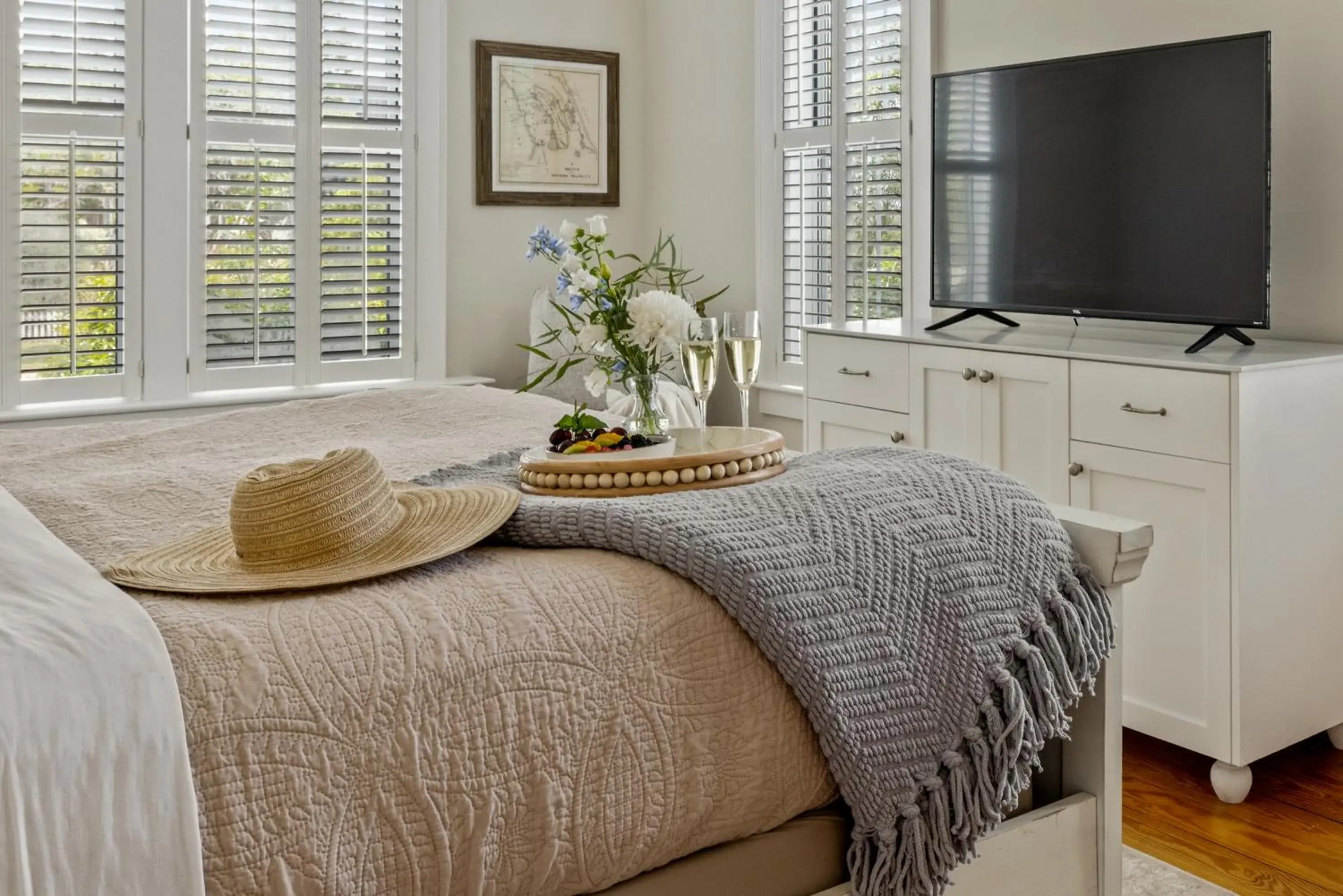 Bedroom, Bed in The Tranquil House Inn Bedroom, Bed in The Tranquil House Inn