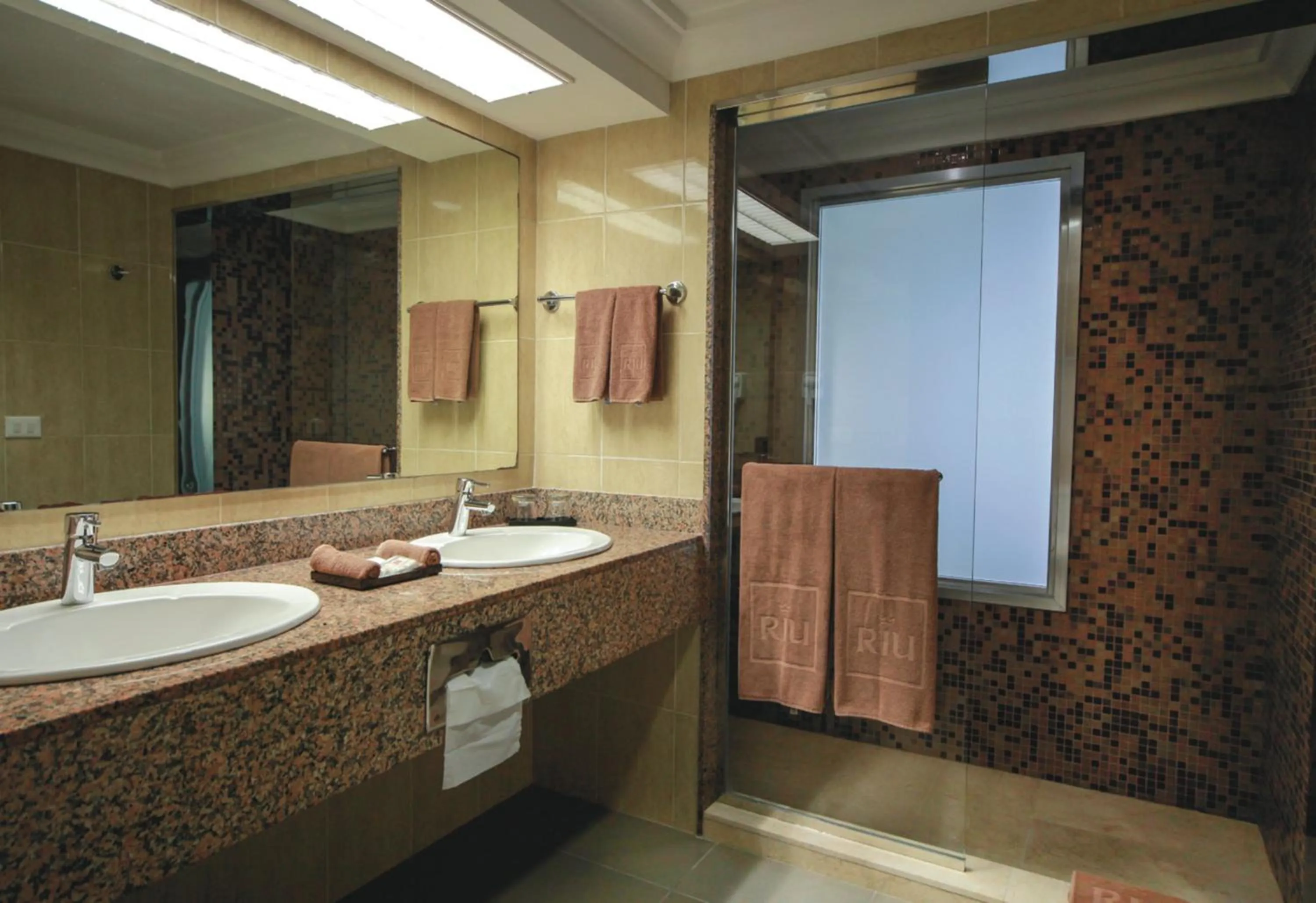 Bathroom in Riu Cancun - Adults Only - All Inclusive