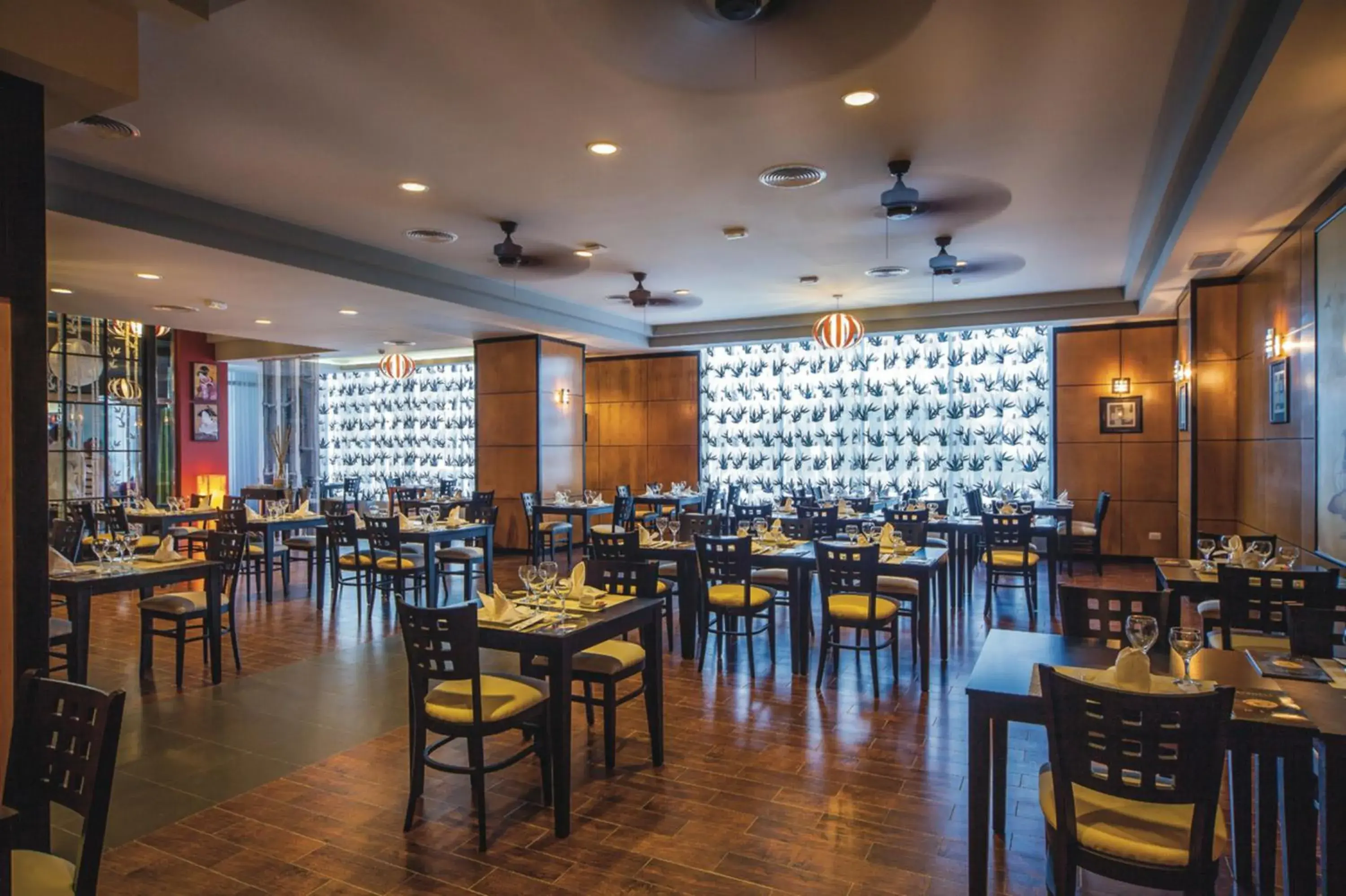 Restaurant/places to eat in Riu Cancun - Adults Only - All Inclusive Restaurant/places to eat in Riu Cancun - Adults Only - All Inclusive