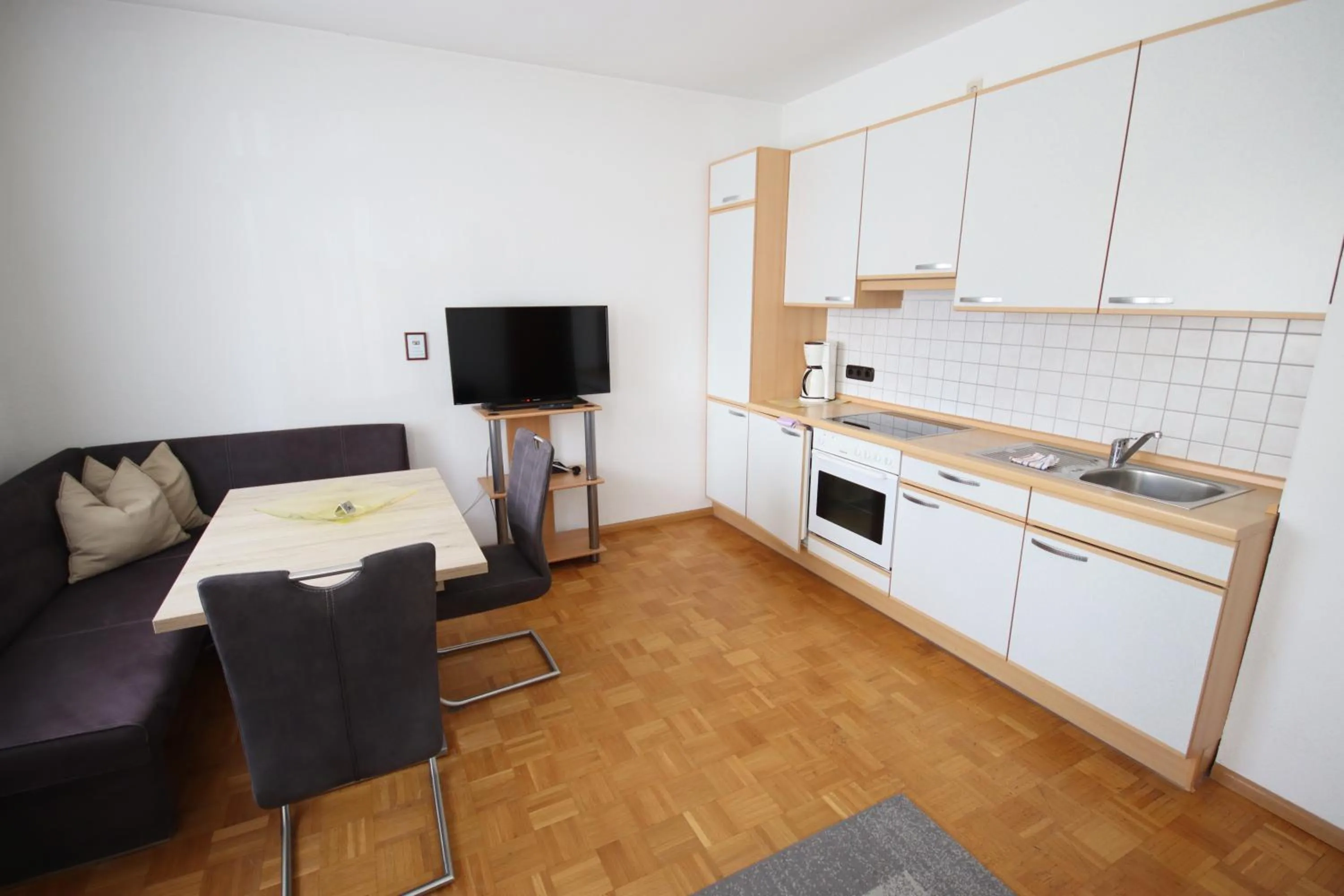 Kitchen or kitchenette in Appartements Biedermeier