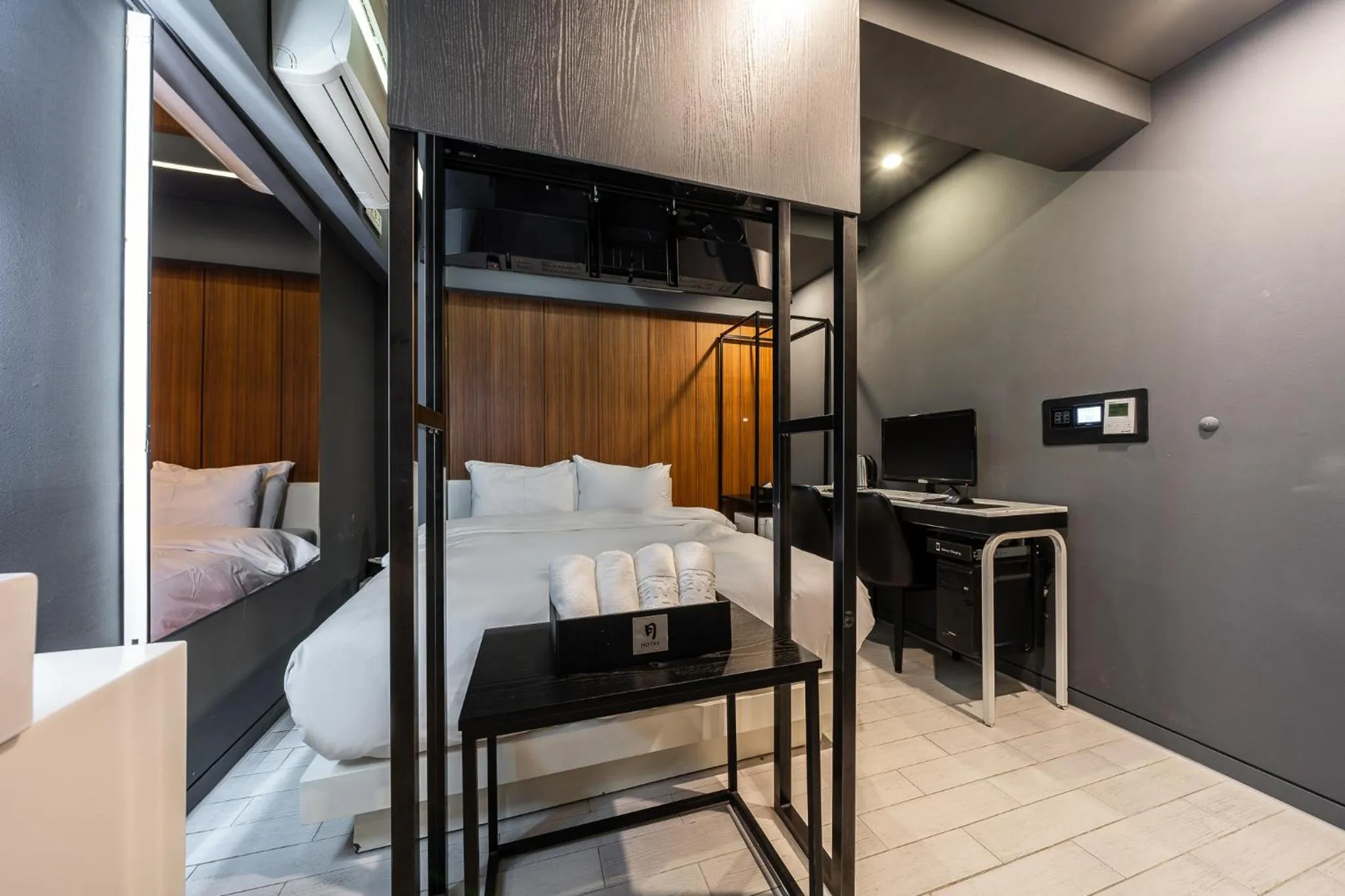 Bed in Shinchon Wol Hotel