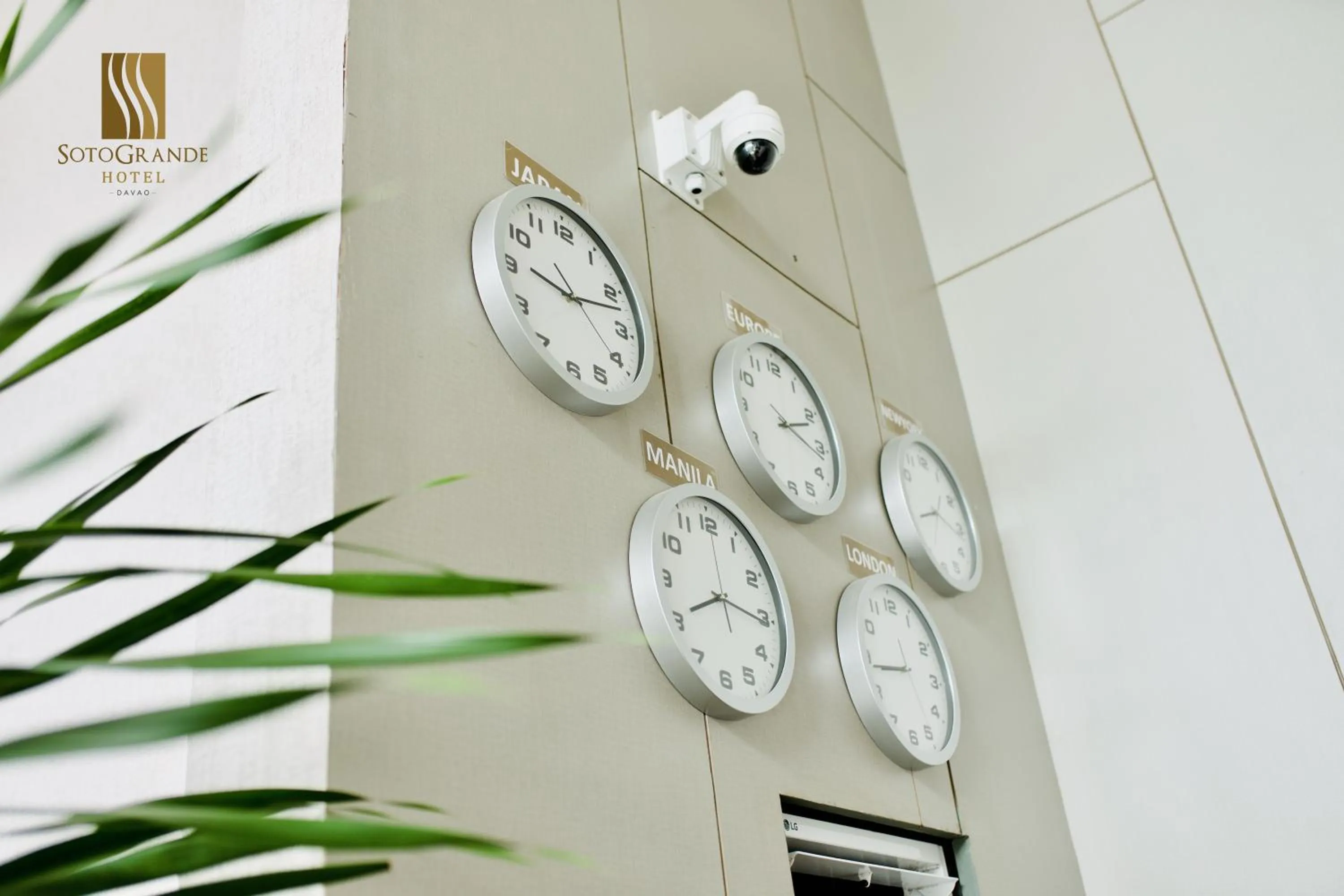 Lobby or reception in Sotogrande Davao Hotel