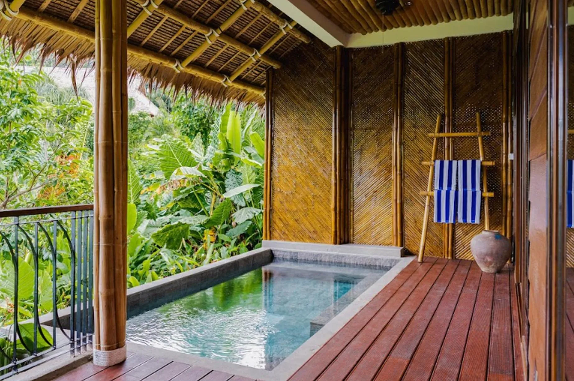 Swimming pool in Damires Hills Farm and Spa Resort