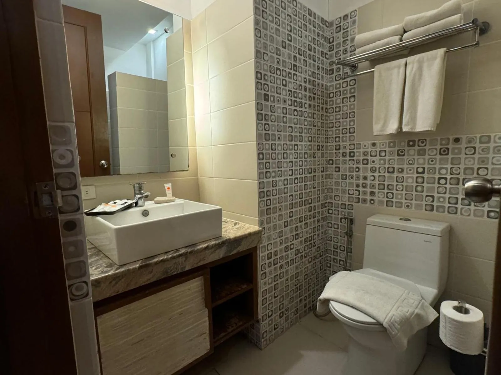 Bathroom in Damires Hills Farm and Spa Resort