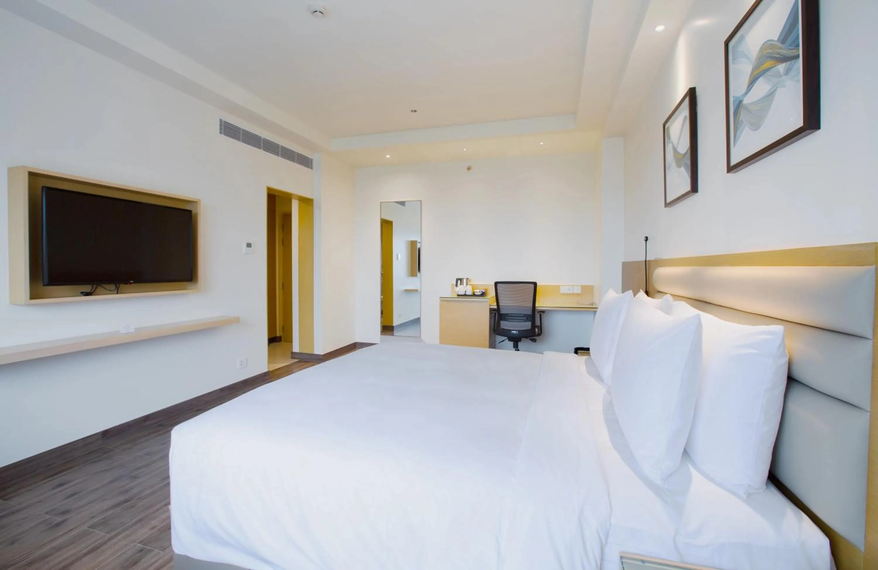 TV and multimedia, Bed in IKON By Annapoorna