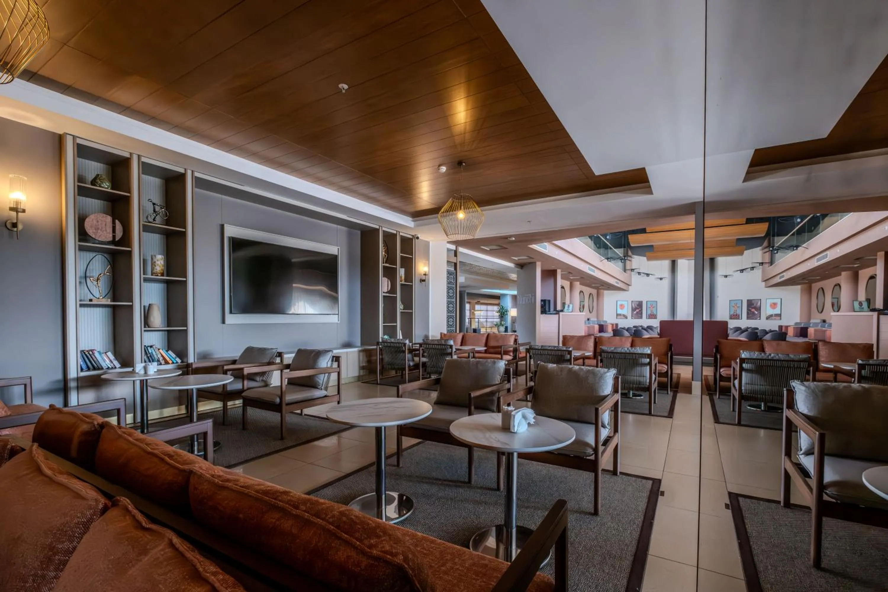 Communal lounge/ TV room in Barut GOIA