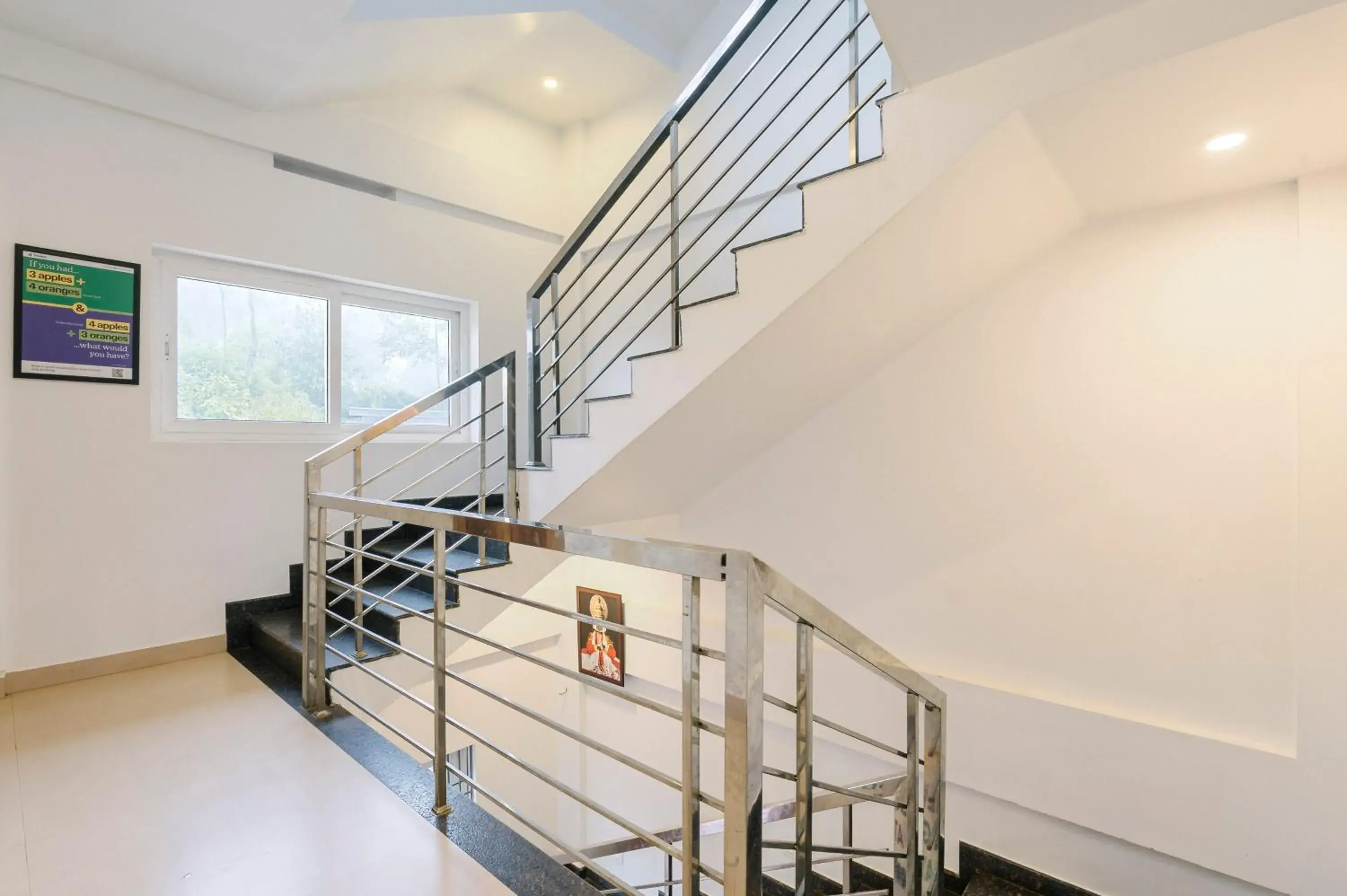 Lobby or reception in Treebo Wanderlust Residency With Mountain View Lobby or reception in Treebo Wanderlust Residency With Mountain View