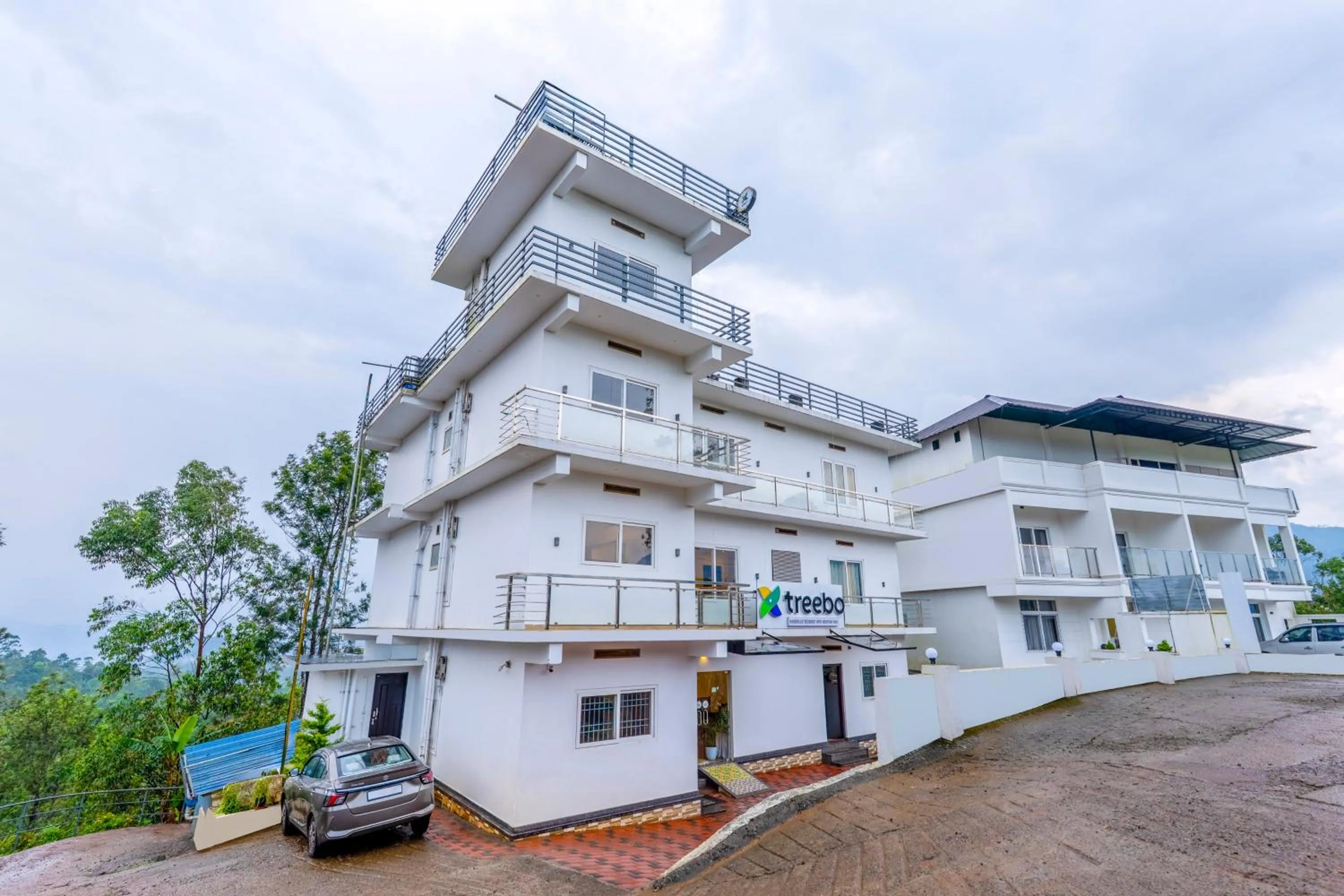 Property building in Treebo Wanderlust Residency With Mountain View