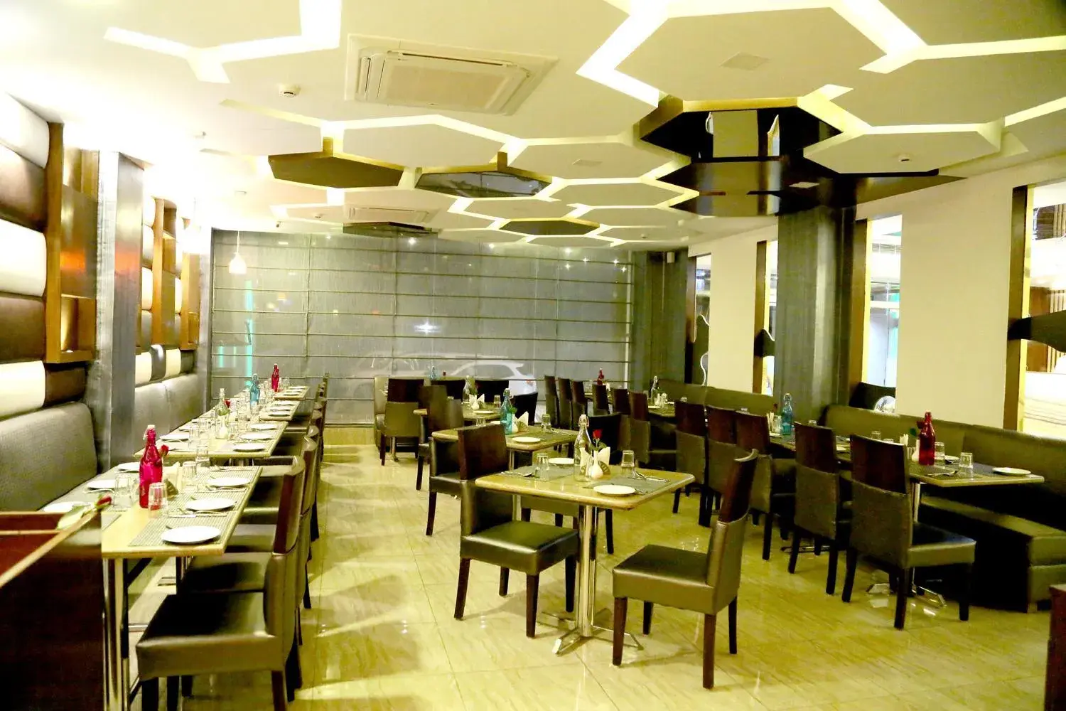 Restaurant/places to eat in Hotel S C Residency Restaurant/places to eat in Hotel S C Residency