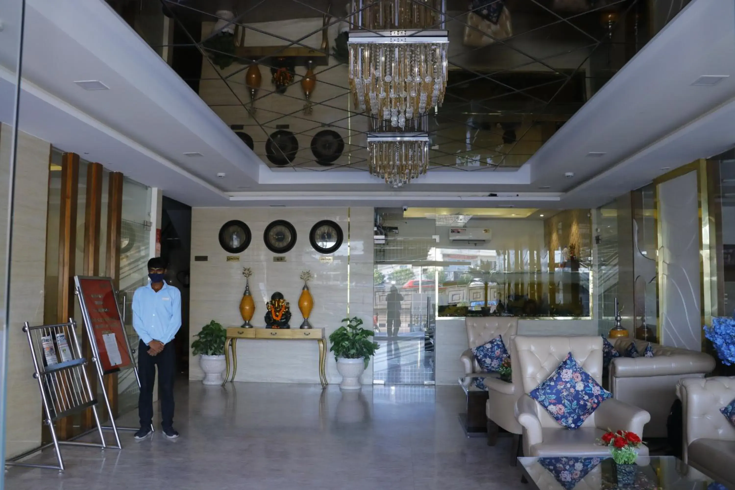 Lobby or reception in Hotel S C Residency Lobby or reception in Hotel S C Residency
