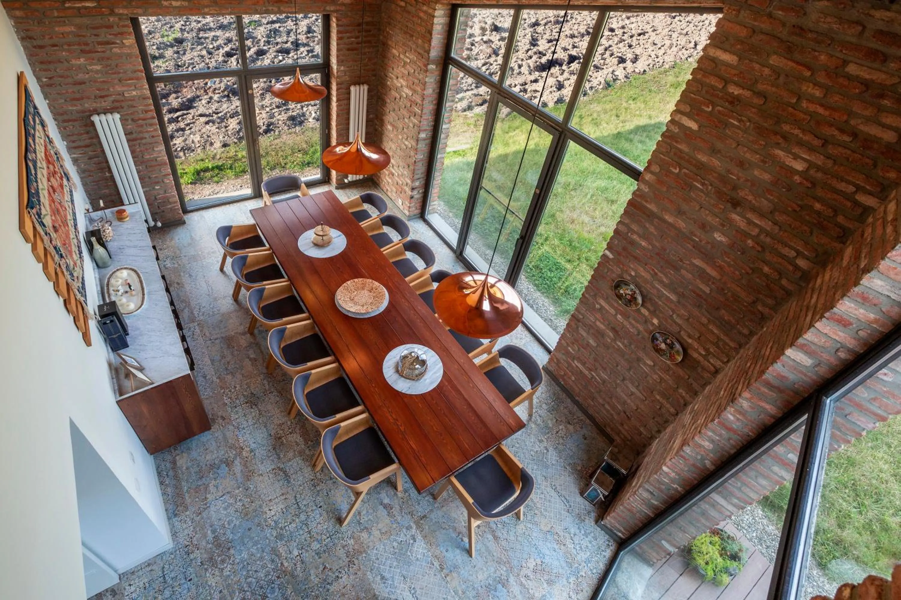 Dining area in Chateau Artwine