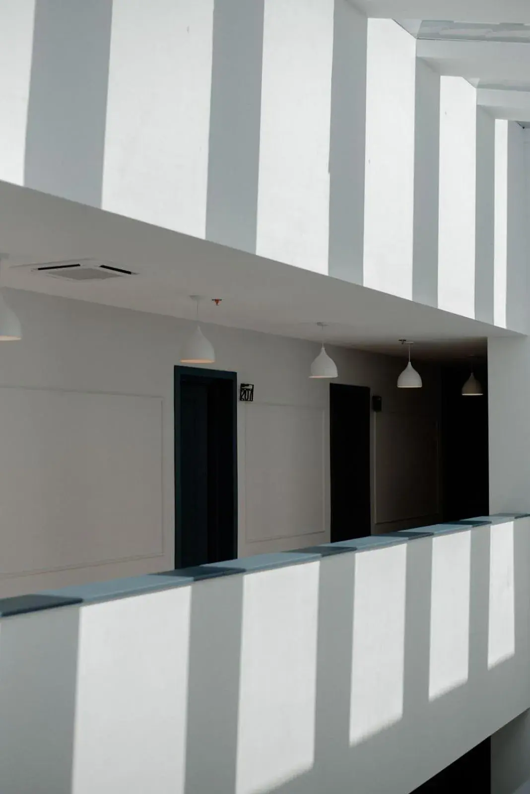 Property building in Chateau Artwine Property building in Chateau Artwine