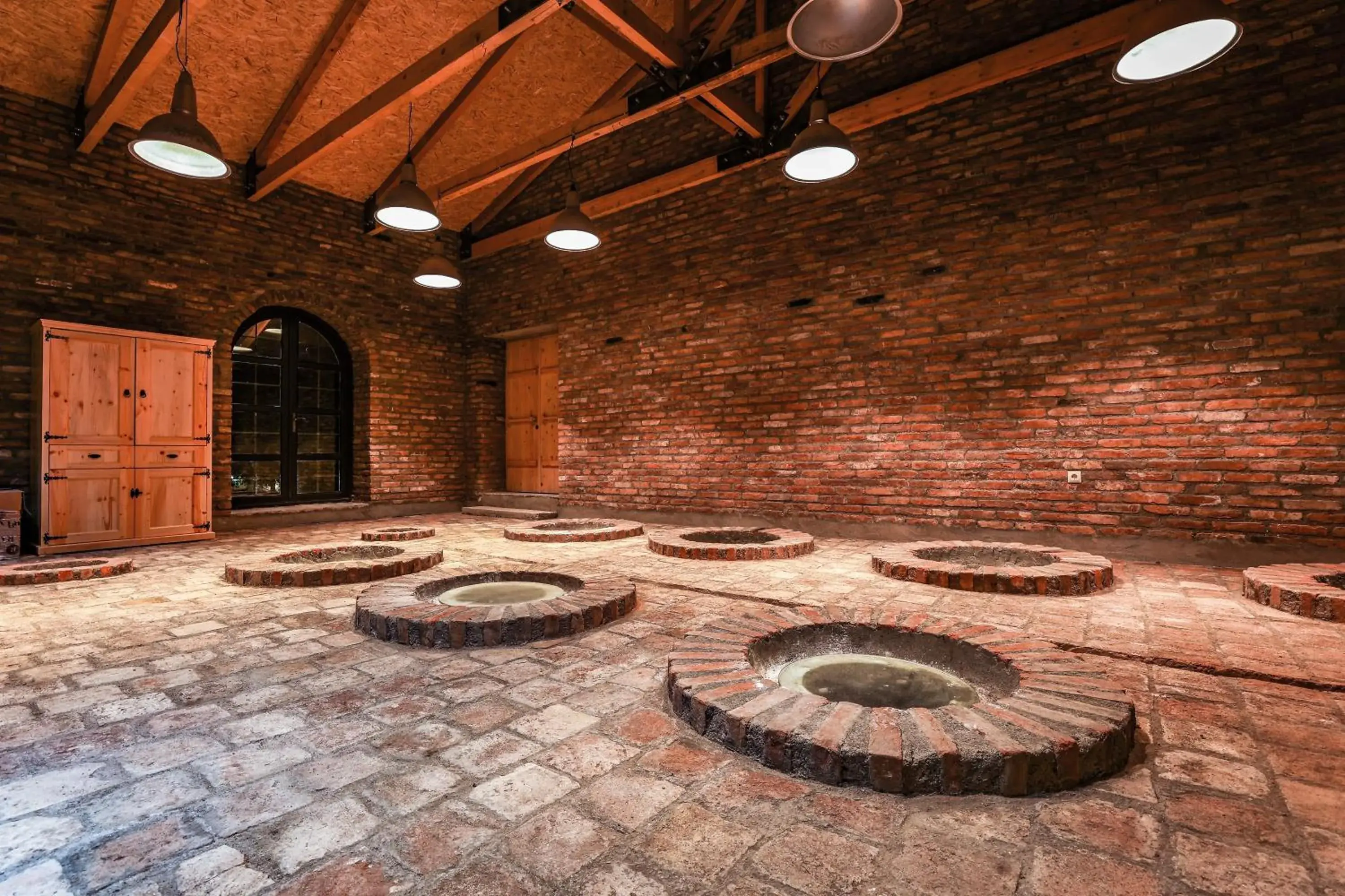 Property building in Chateau Artwine Property building in Chateau Artwine